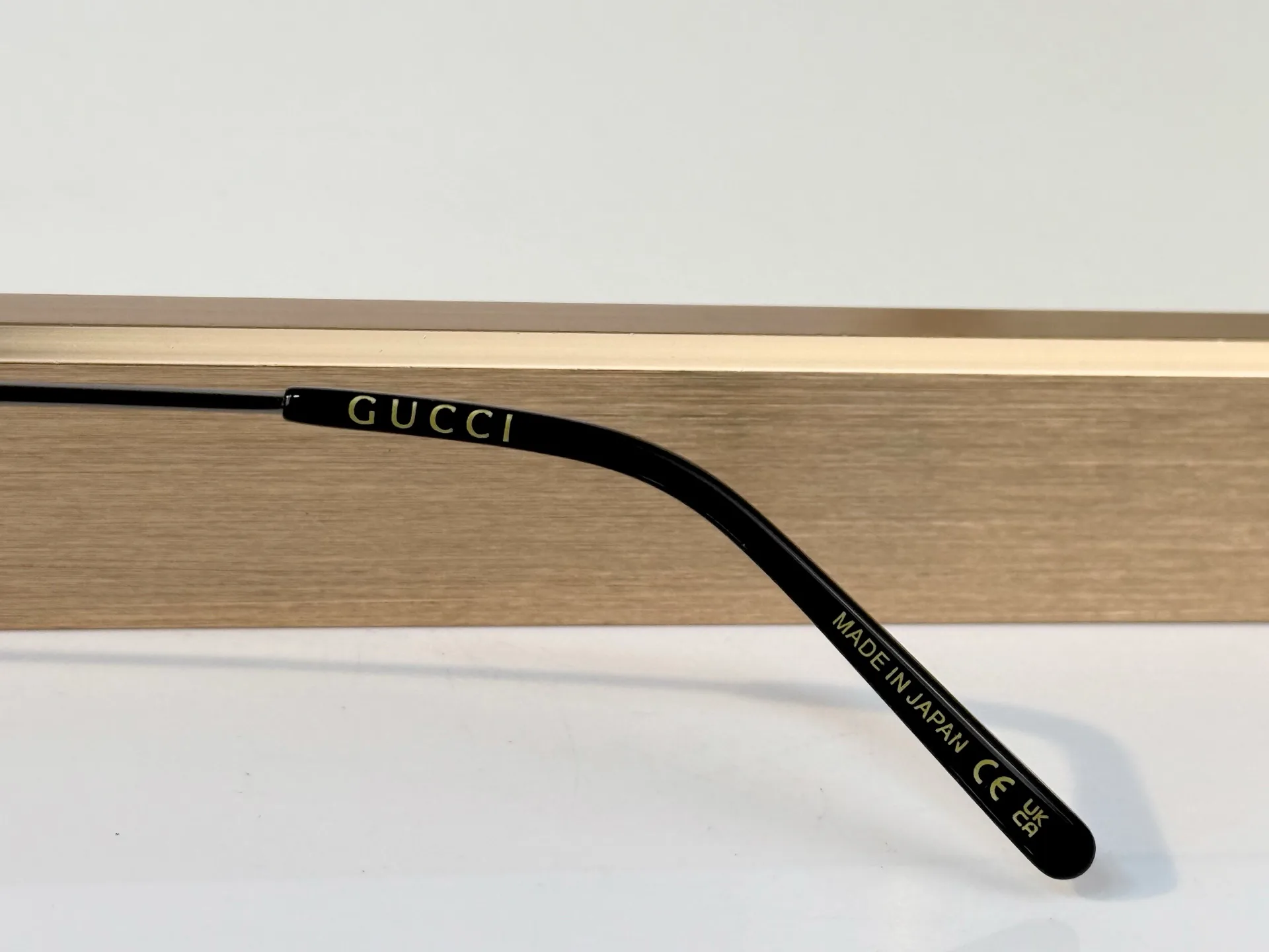 Очки Gucci 18117840