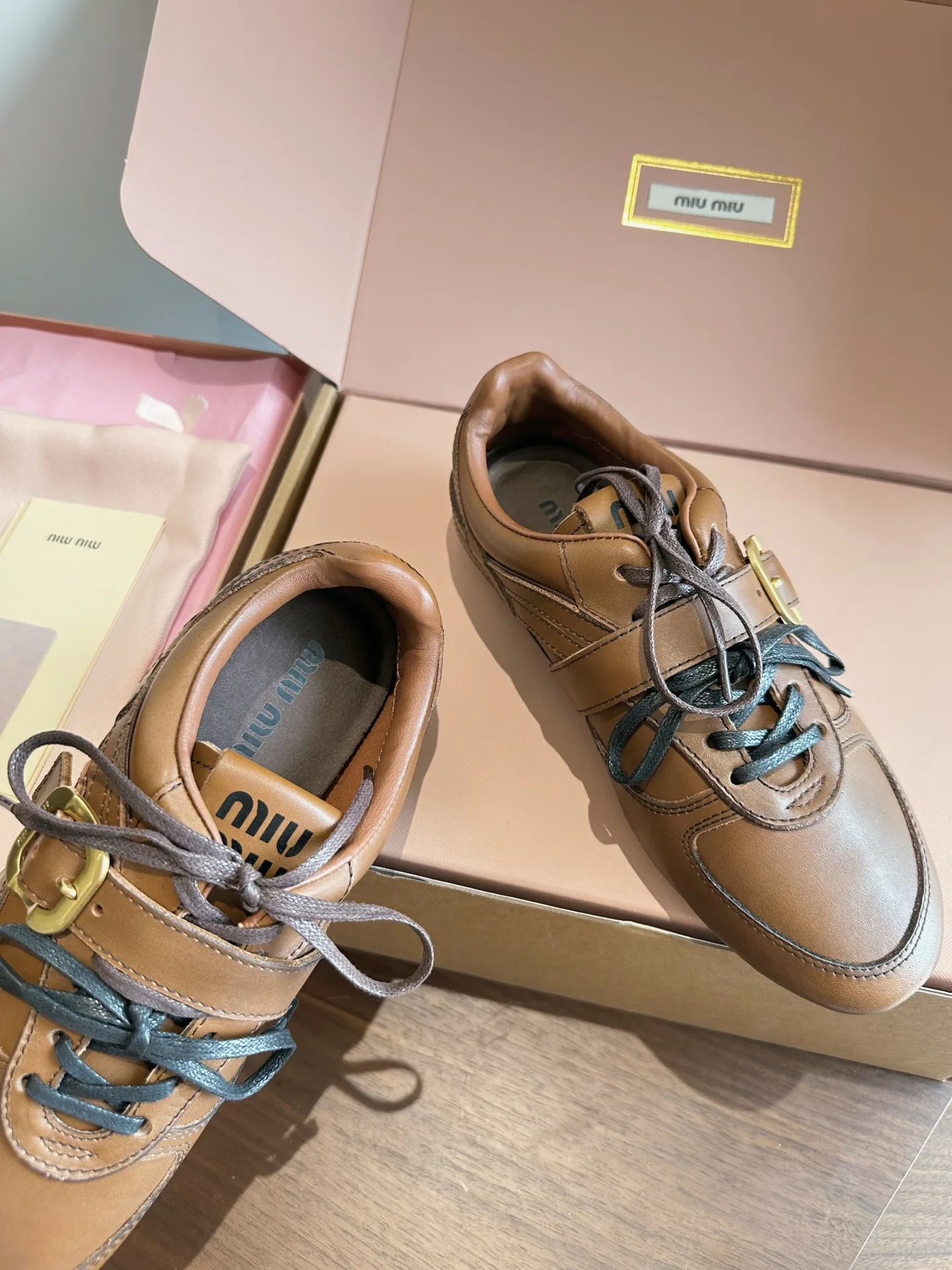Кроссовки Женские Miu Miu 18444006