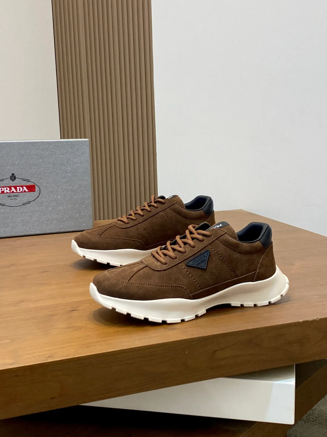 Кроссовки Мужские Prada 18274629