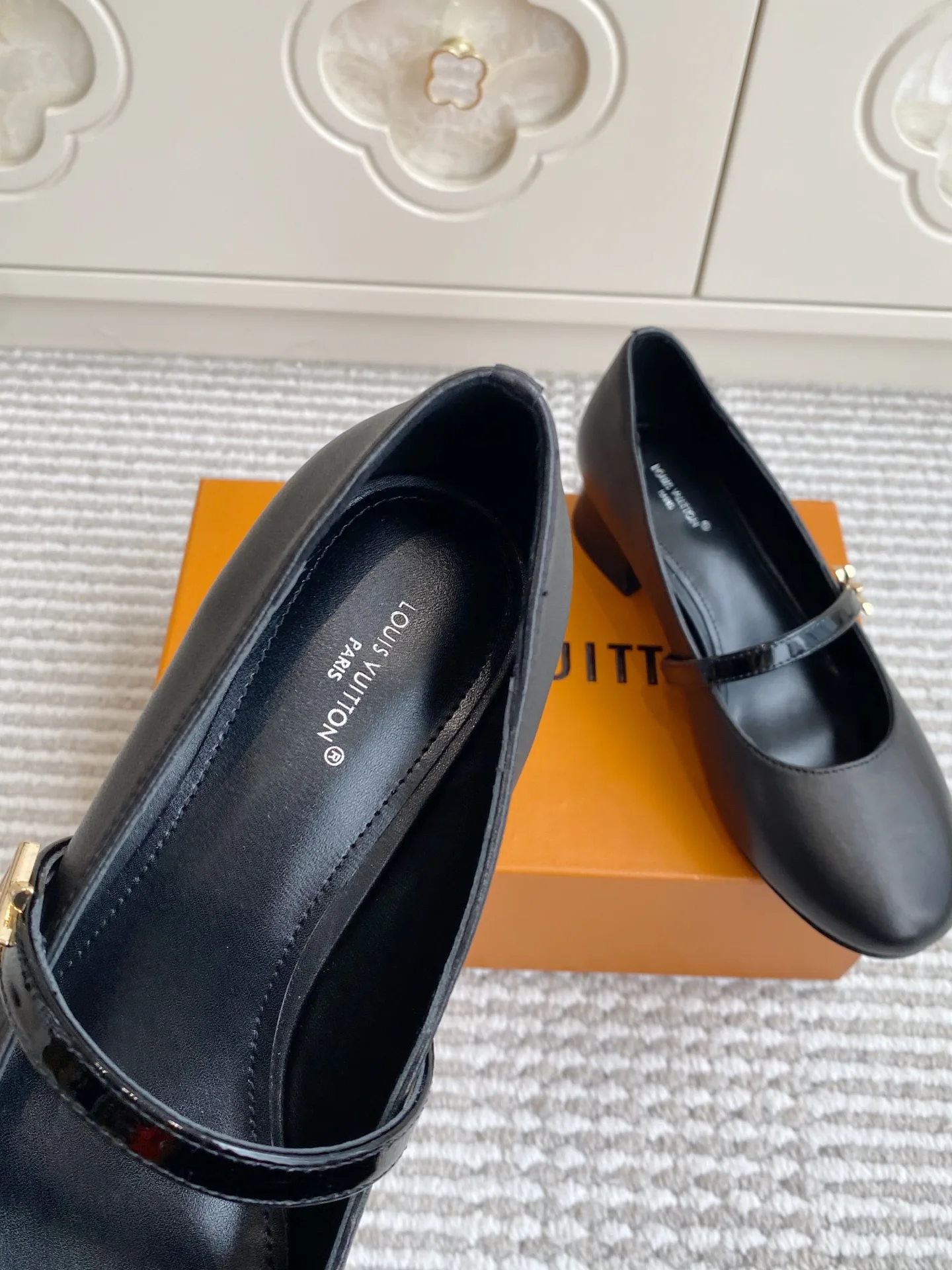 Туфли Женские Louis Vuitton 12779838