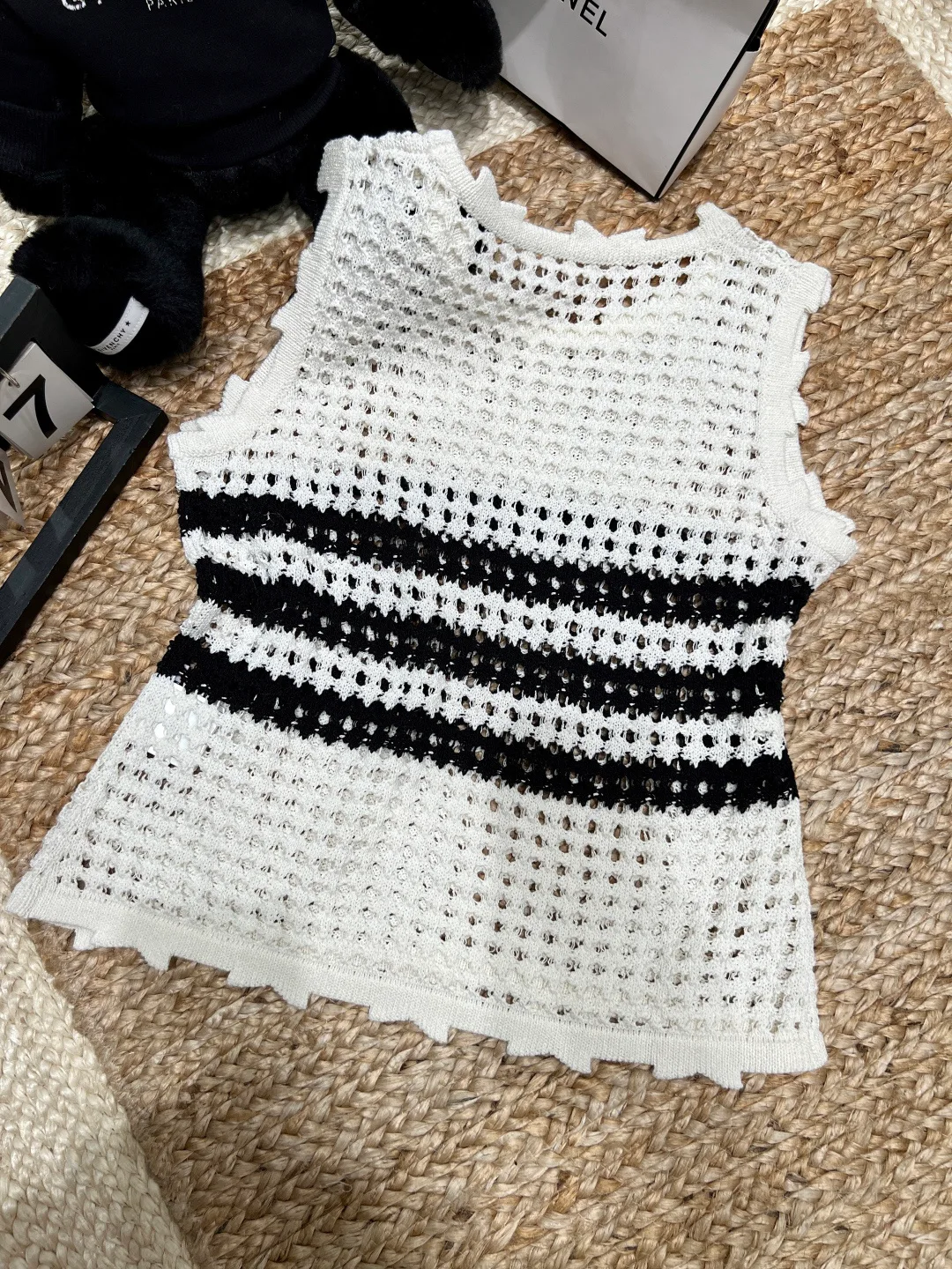 Жилеты Женские Chanel 9976337