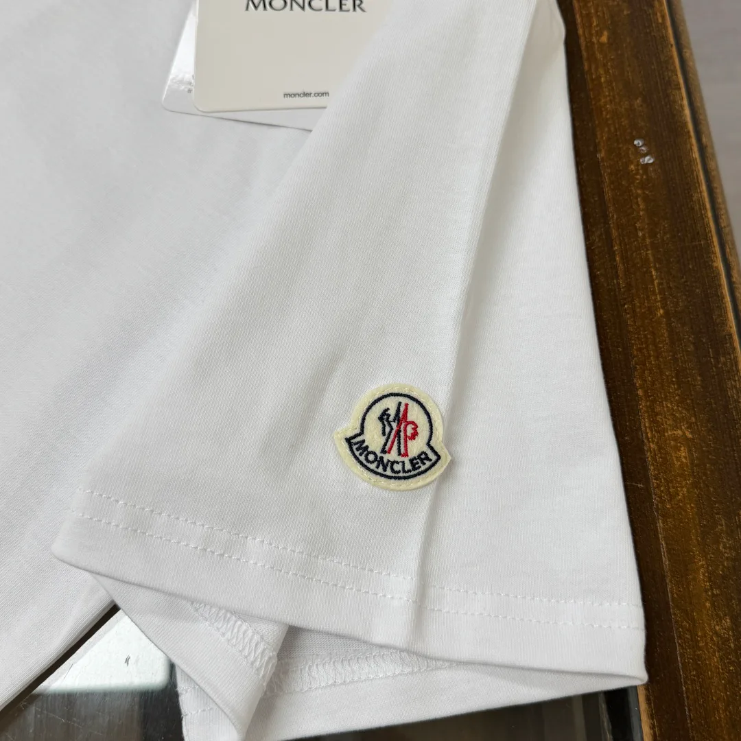 Футболки Женские Moncler 10201142
