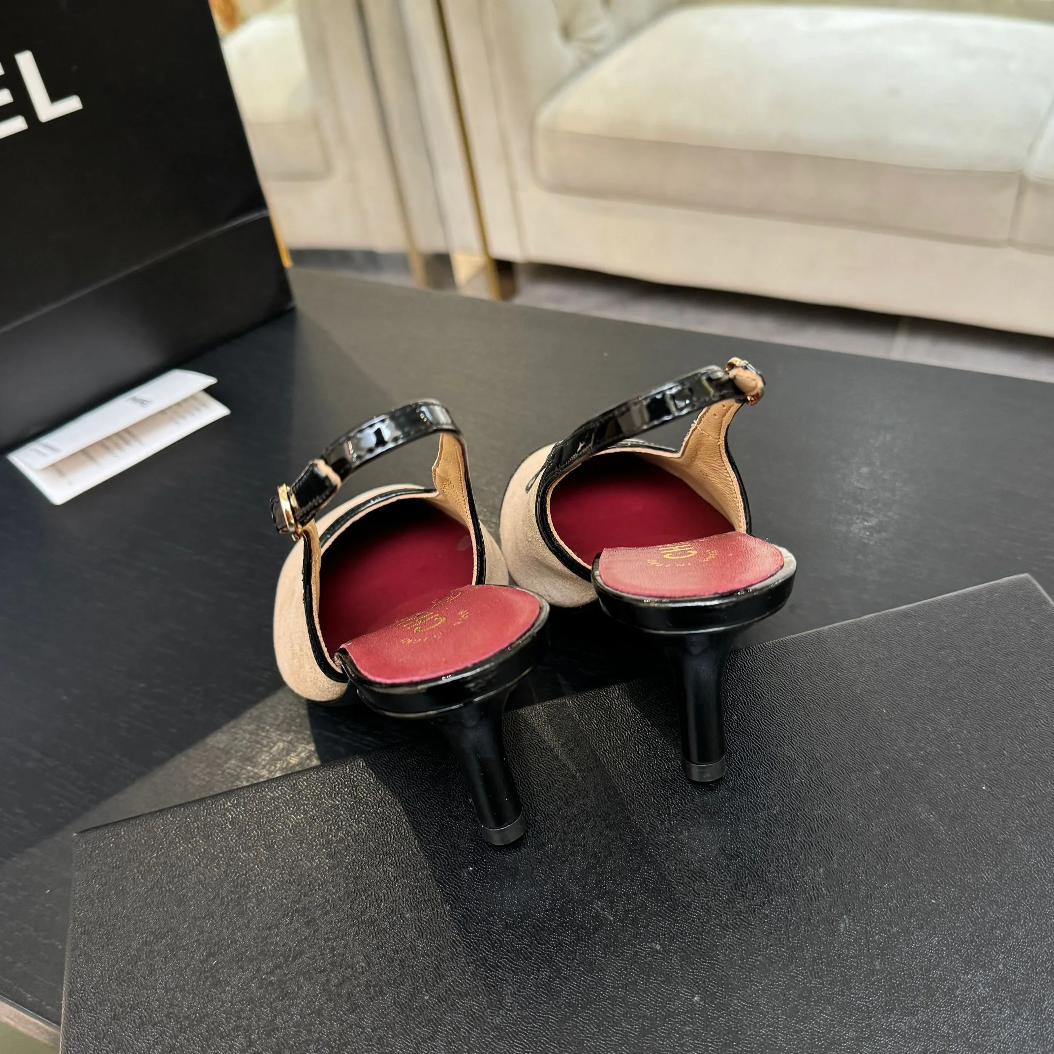 Босоножки Женские Chanel 17911039