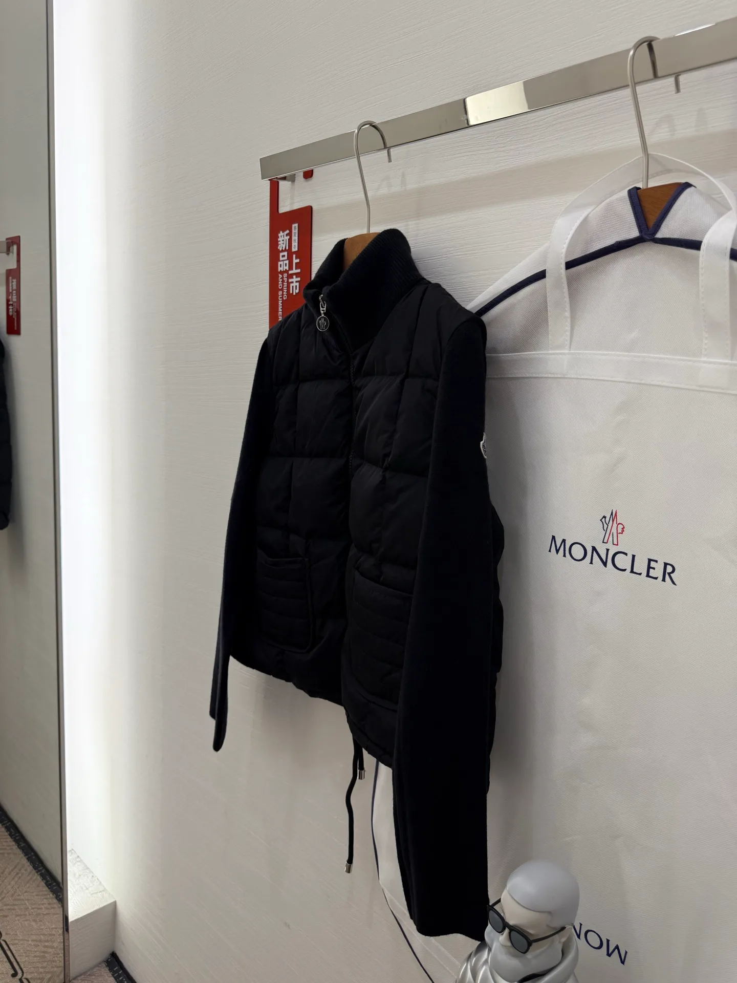 Куртки И Пуховики Женские Moncler 18825207