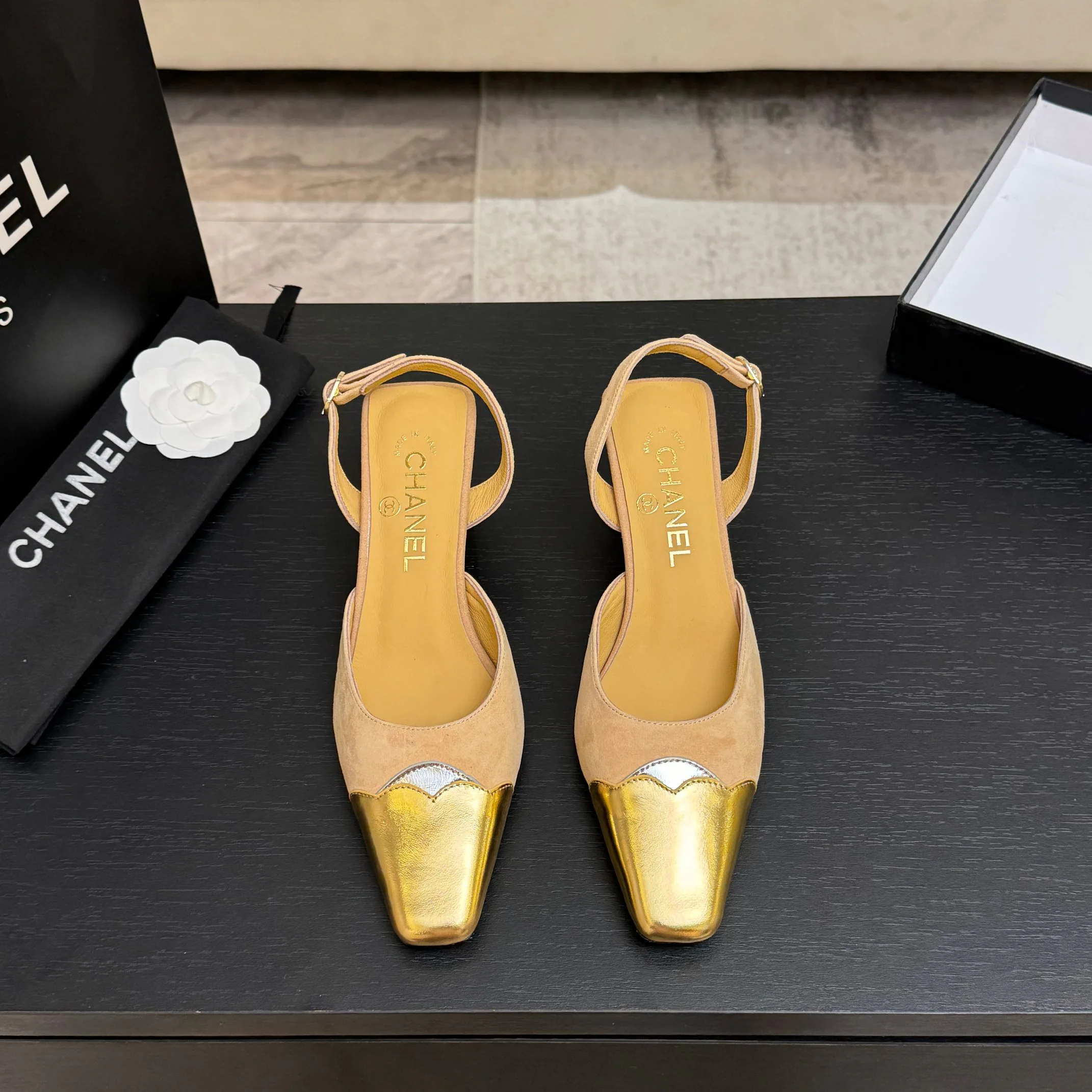 Туфли Женские Chanel 17448373