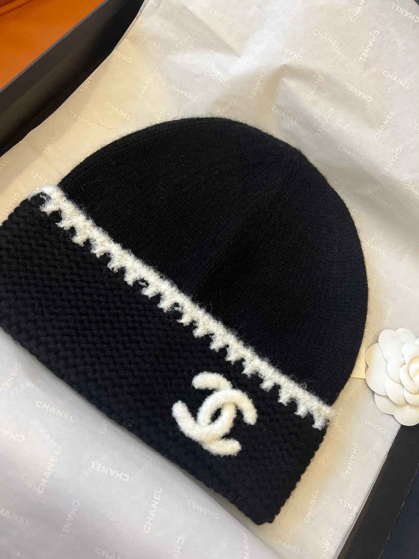 Головные Уборы Chanel 11613567