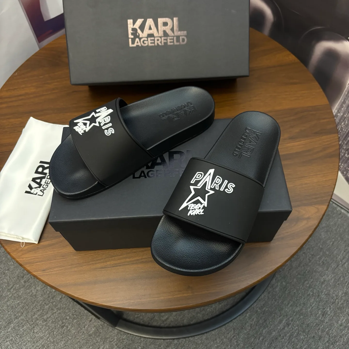 Шлепанцы Женские Karl Lagerfeld 11001535