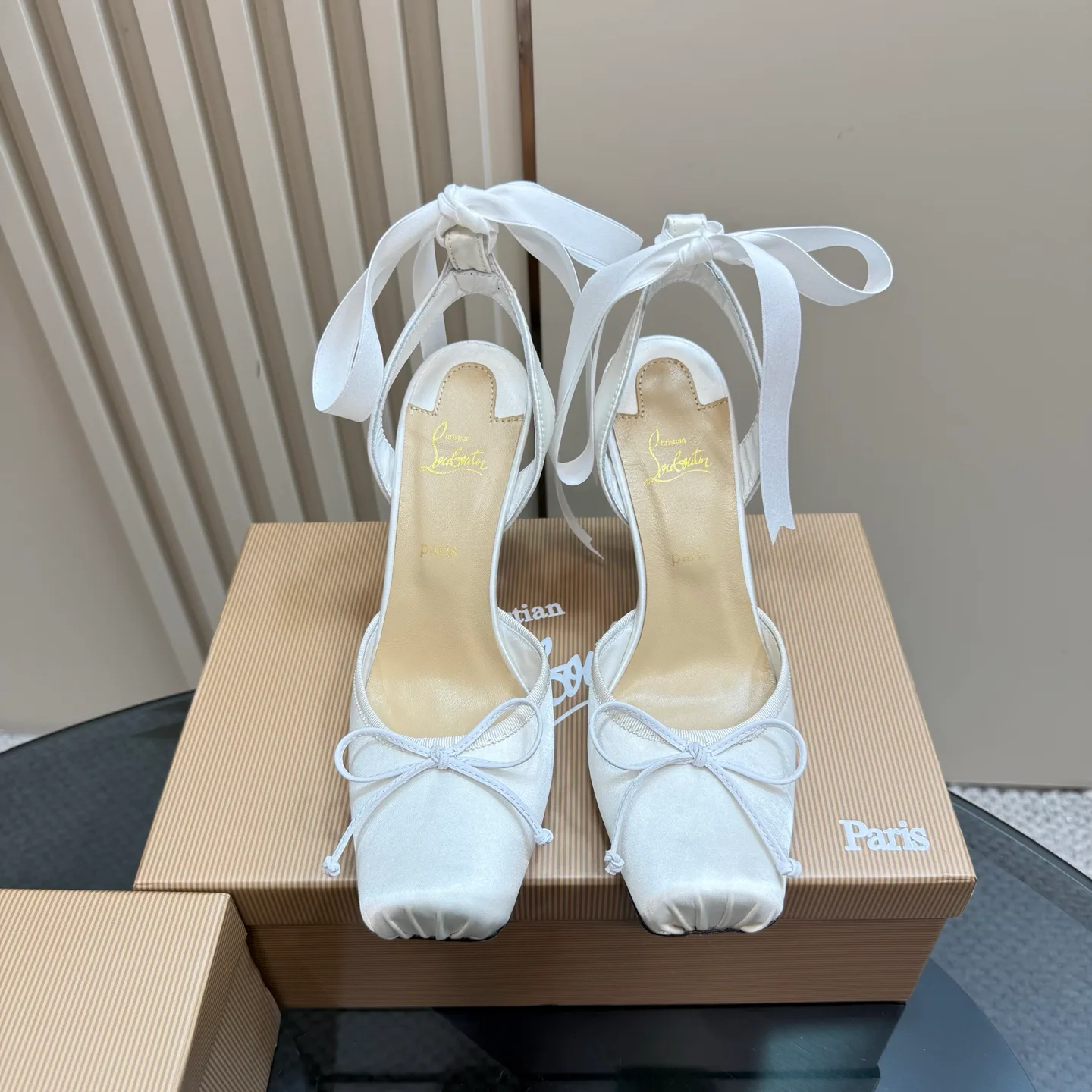 Туфли Женские Christian Louboutin 10577