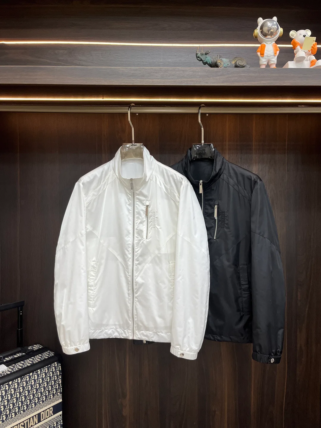 Куртки И Пуховики Мужские Prada 13305676