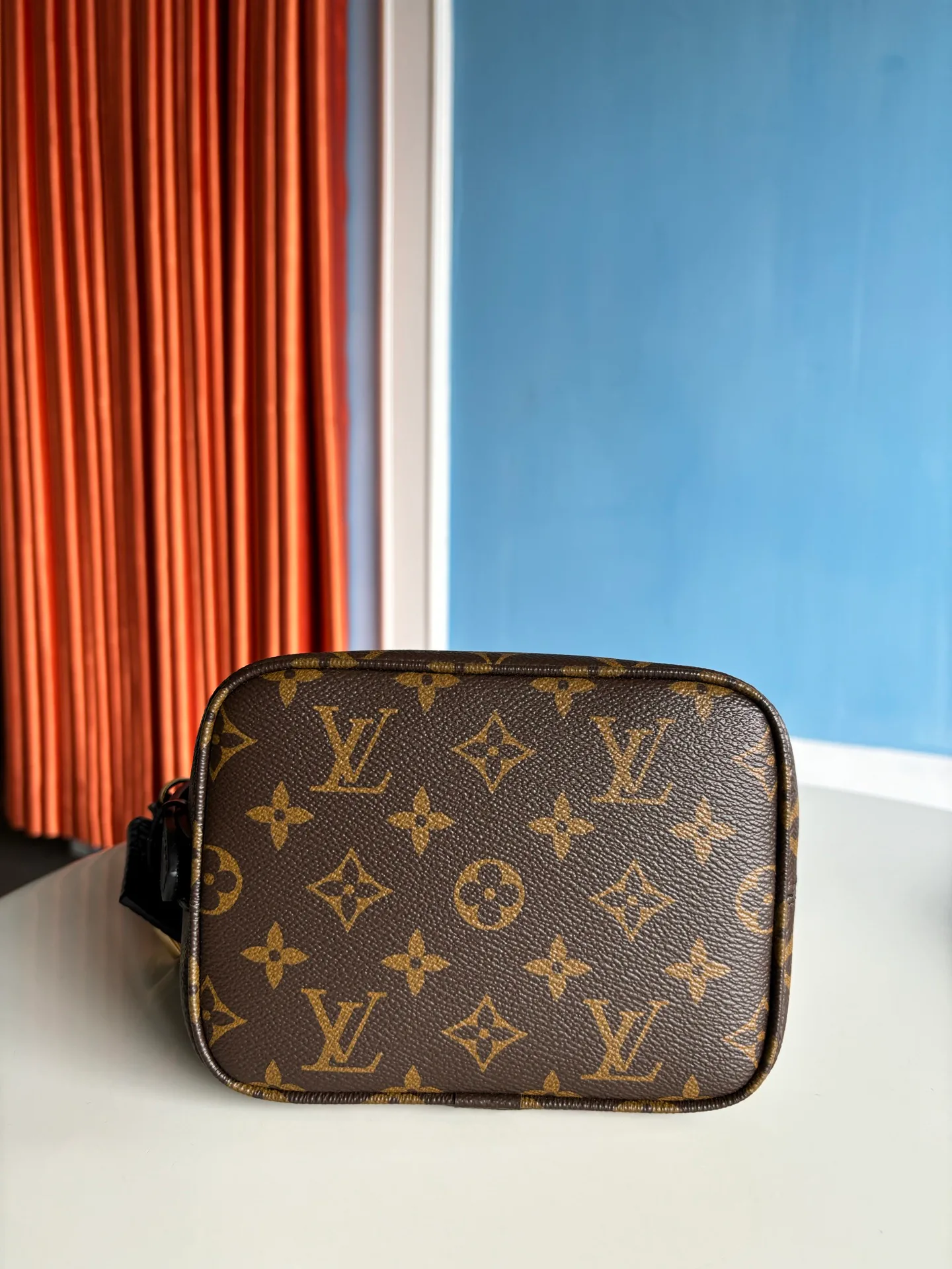 Классические Сумки Женские Louis Vuitton 12772648