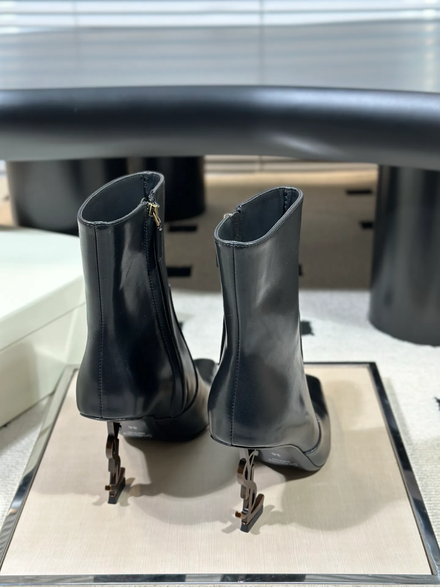 Ботильоны Женские Saint Laurent 19099307