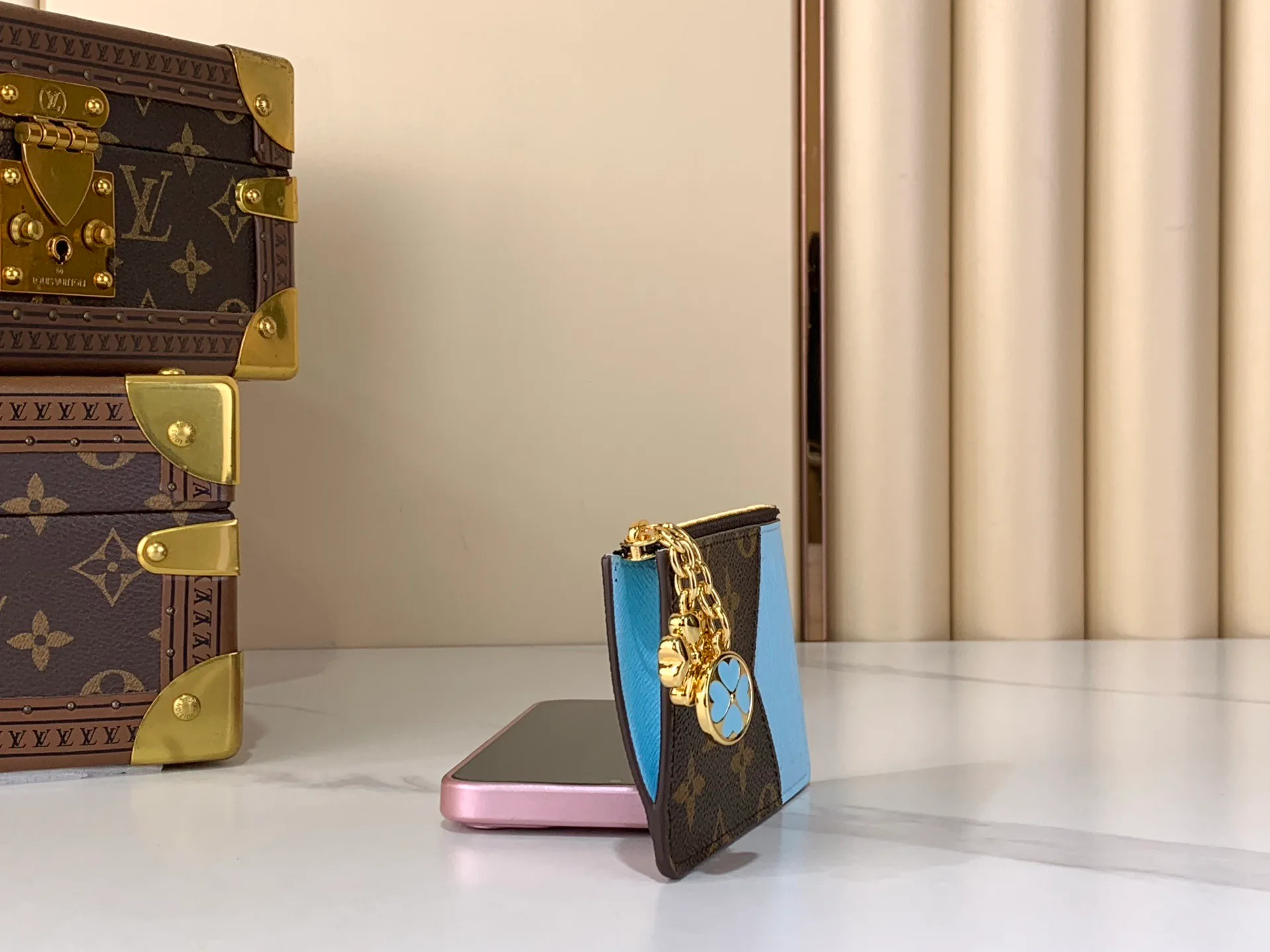 Клатчи Женские Louis Vuitton 13582754