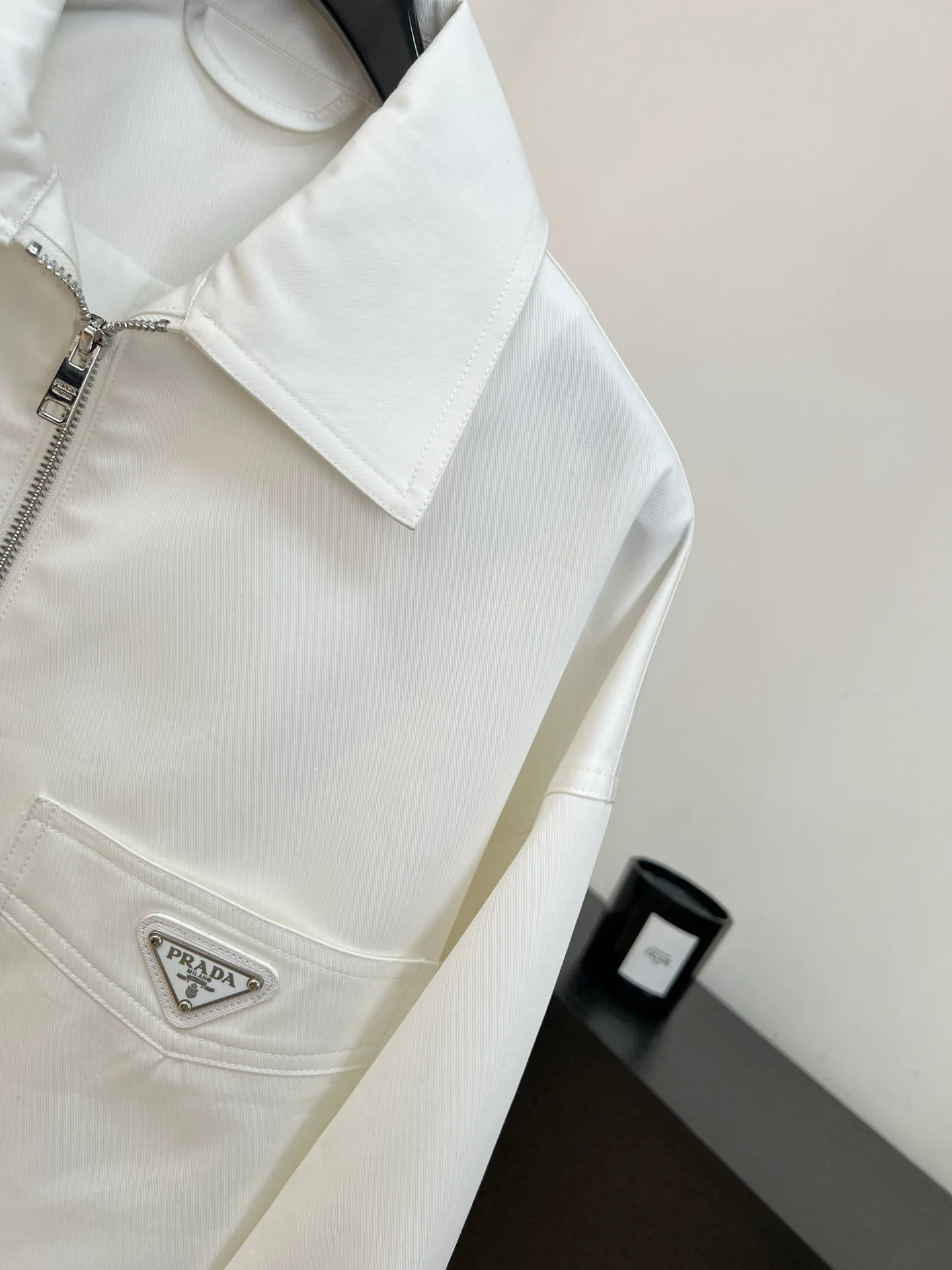 Куртки И Пуховики Женские Prada 18149664