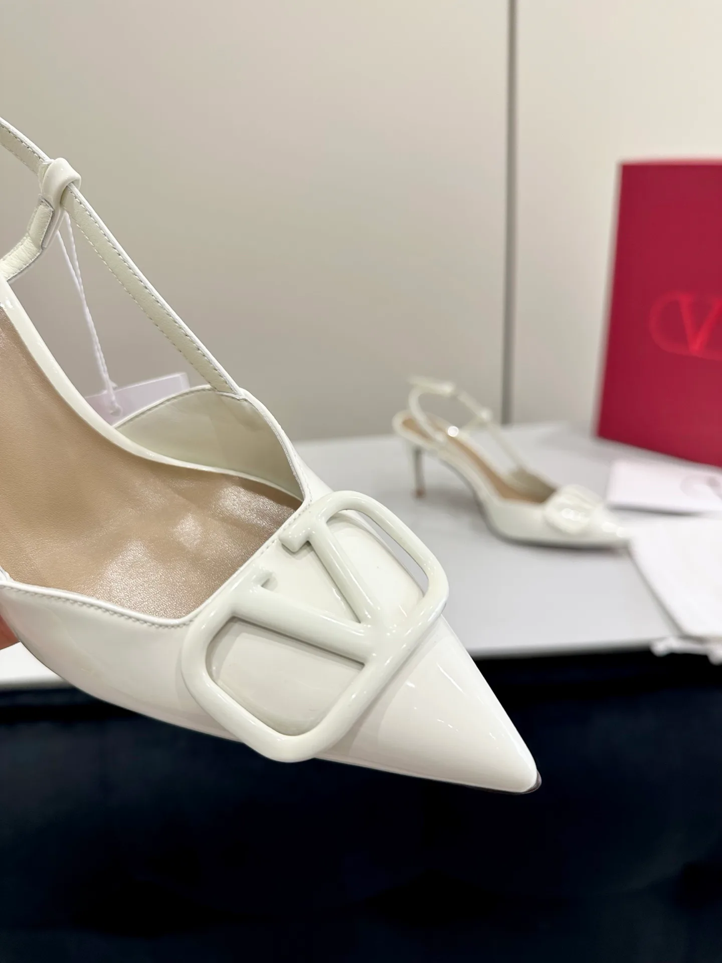 Босоножки Женские Valentino 11608851