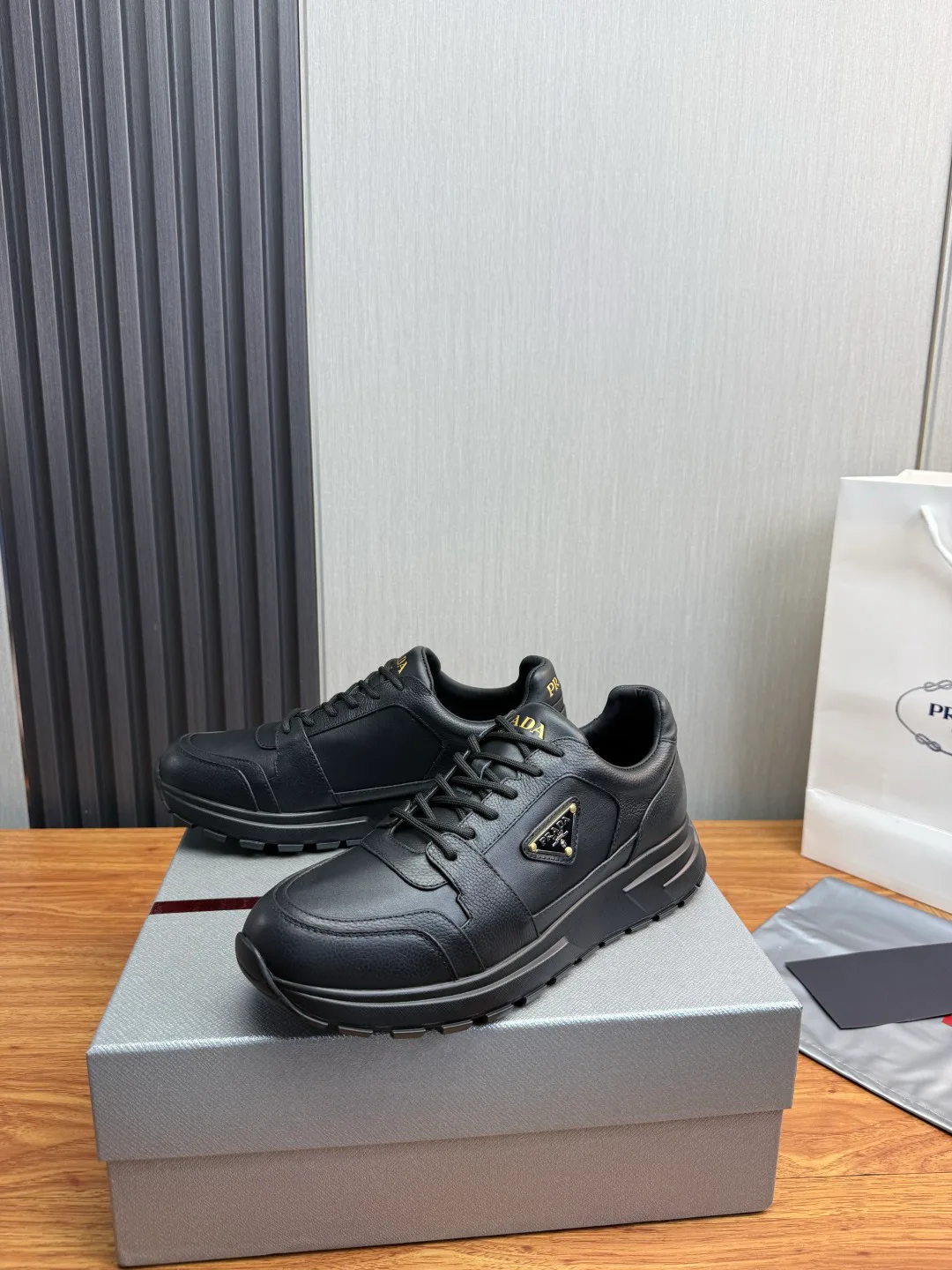 Кроссовки Мужские Prada 18039813