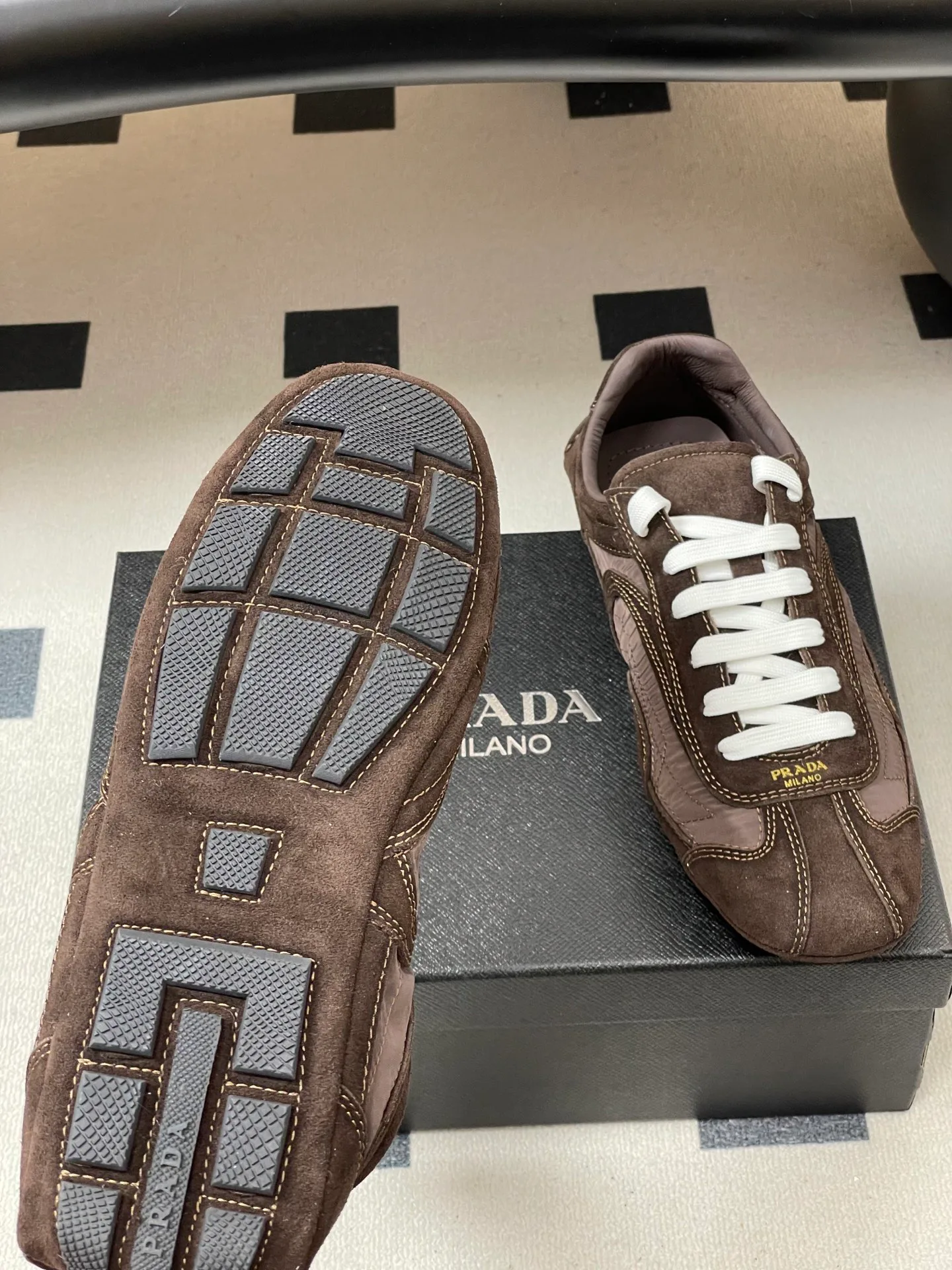 Кроссовки Женские Prada 9700338