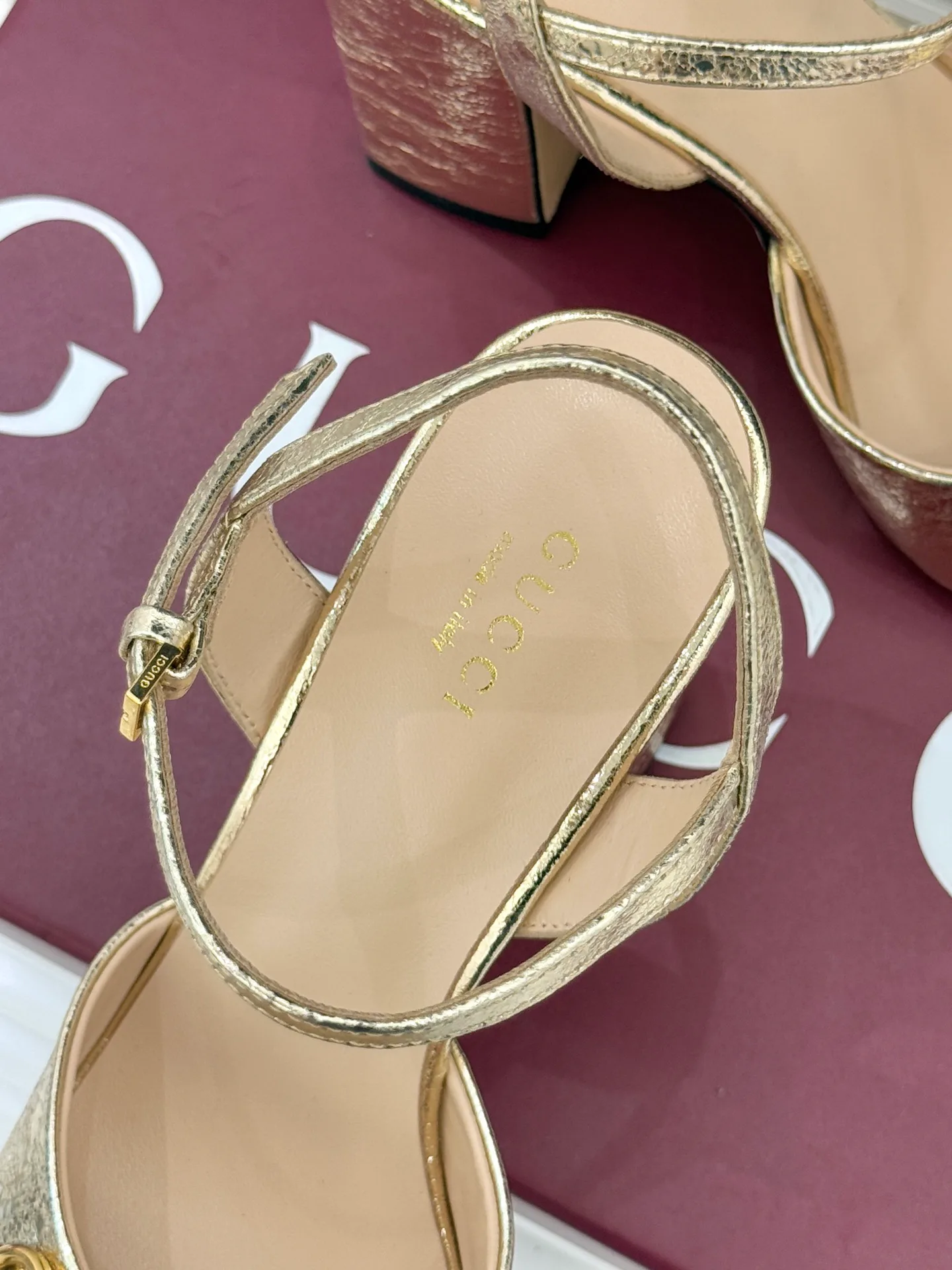 Босоножки Женские Gucci 6264228