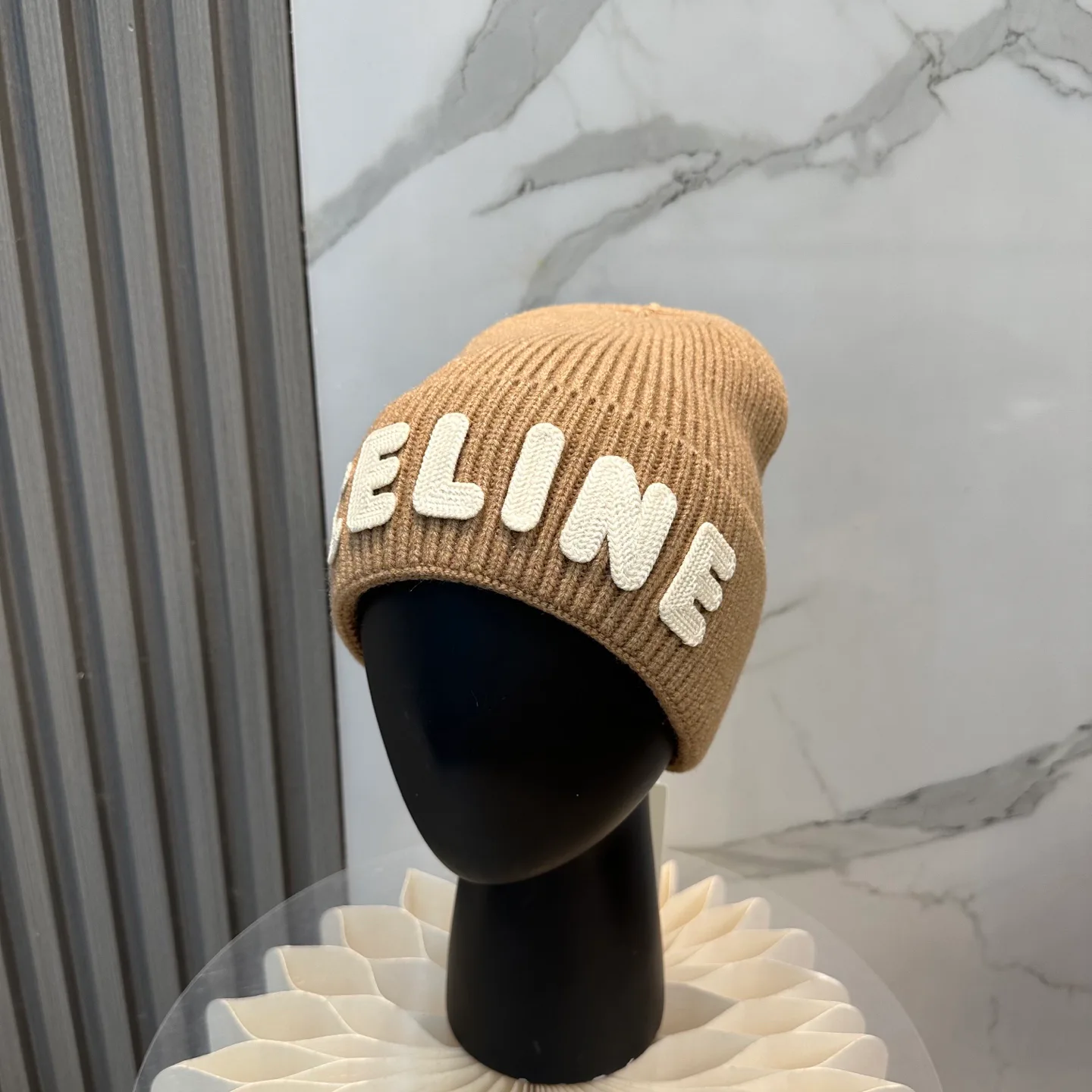 Головные Уборы Celine 288568