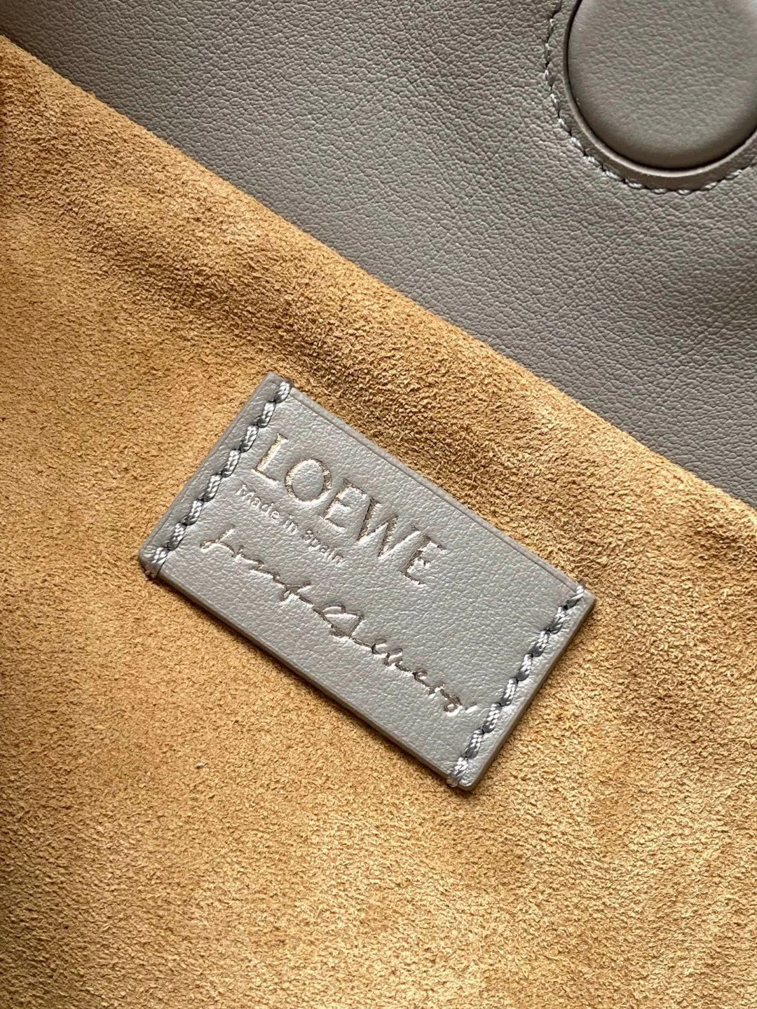 Классические Сумки Женские Loewe 13174342