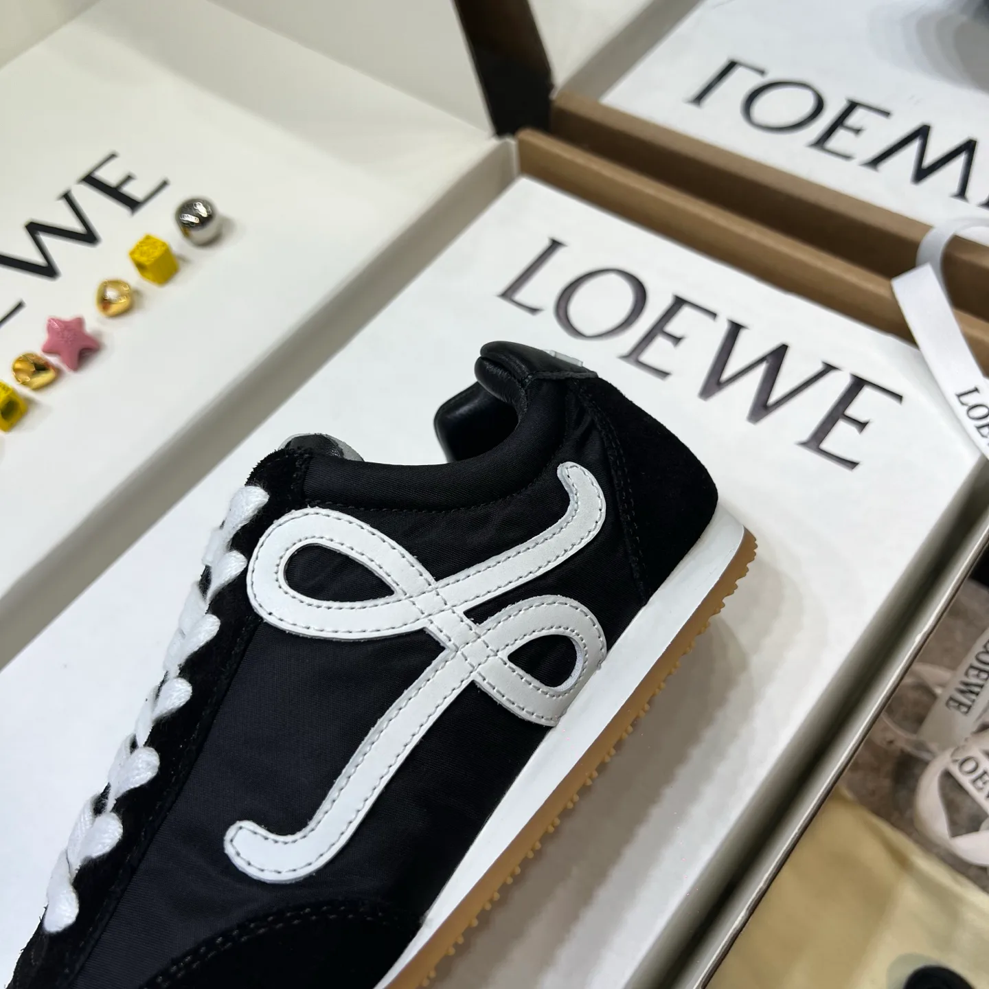 Кроссовки Женские Loewe 24193