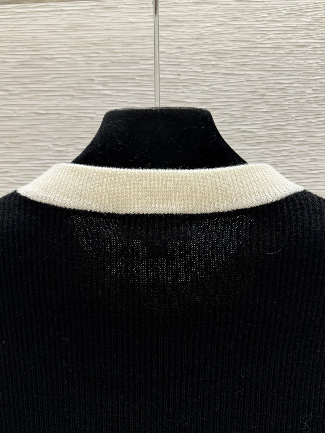 Джемперы И Свитеры Женские Chanel 18138582