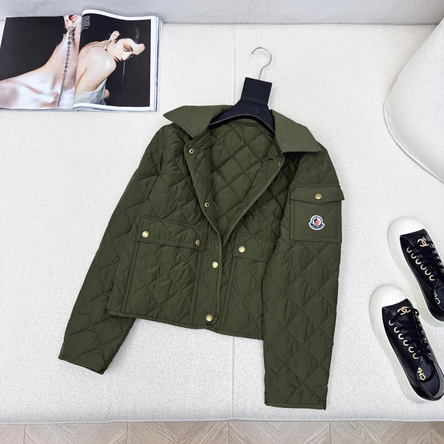 Куртки И Пуховики Женские Moncler 818850