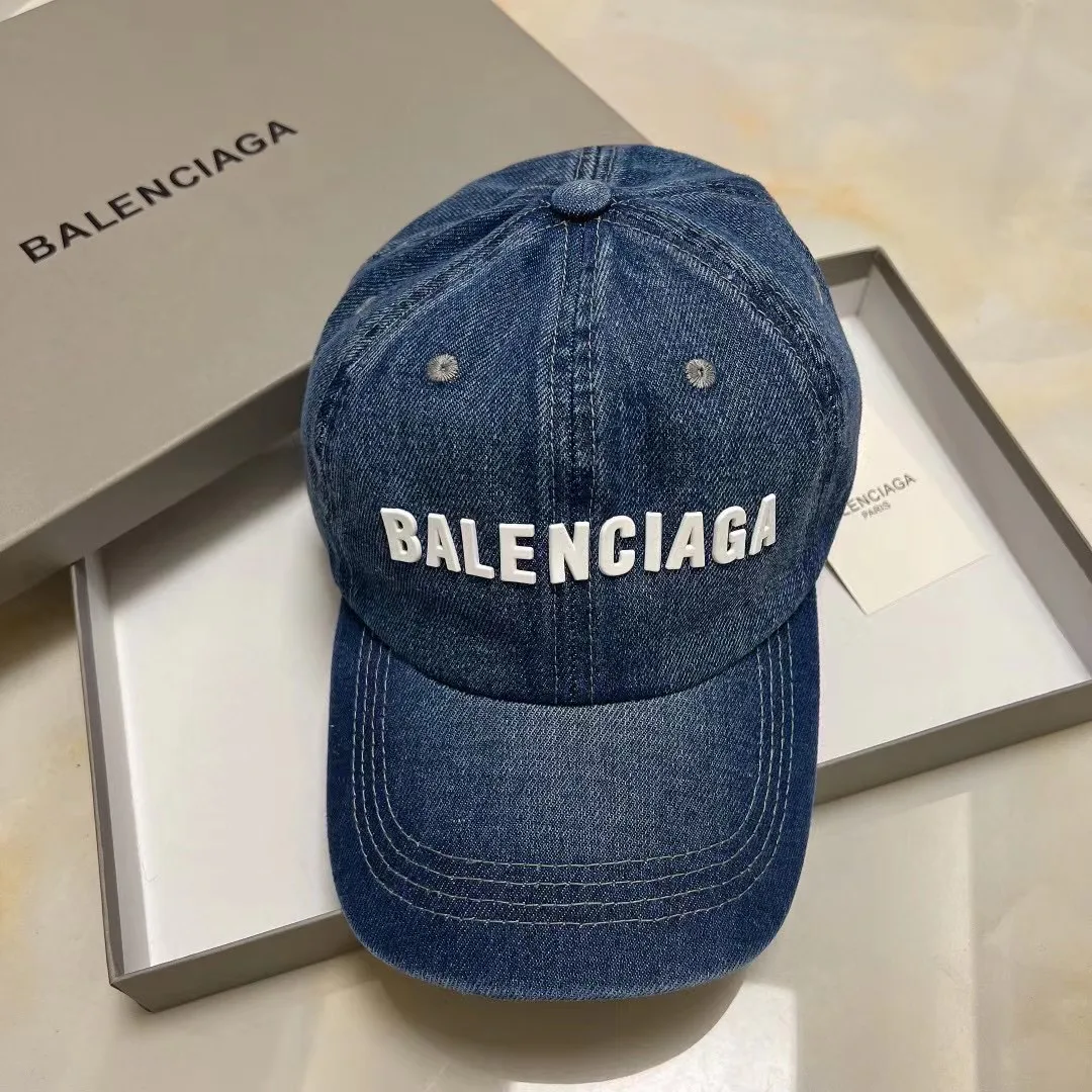 Головные Уборы Balenciaga 21011