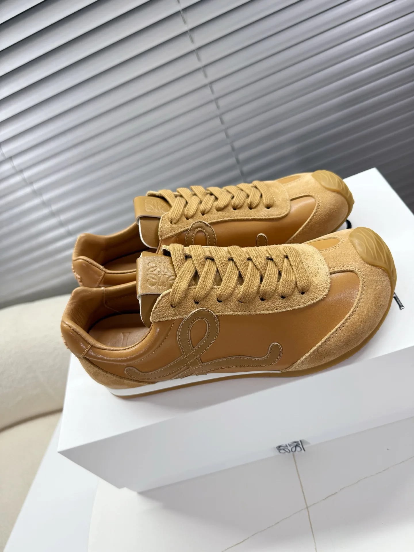 Кроссовки Женские Loewe 4019917