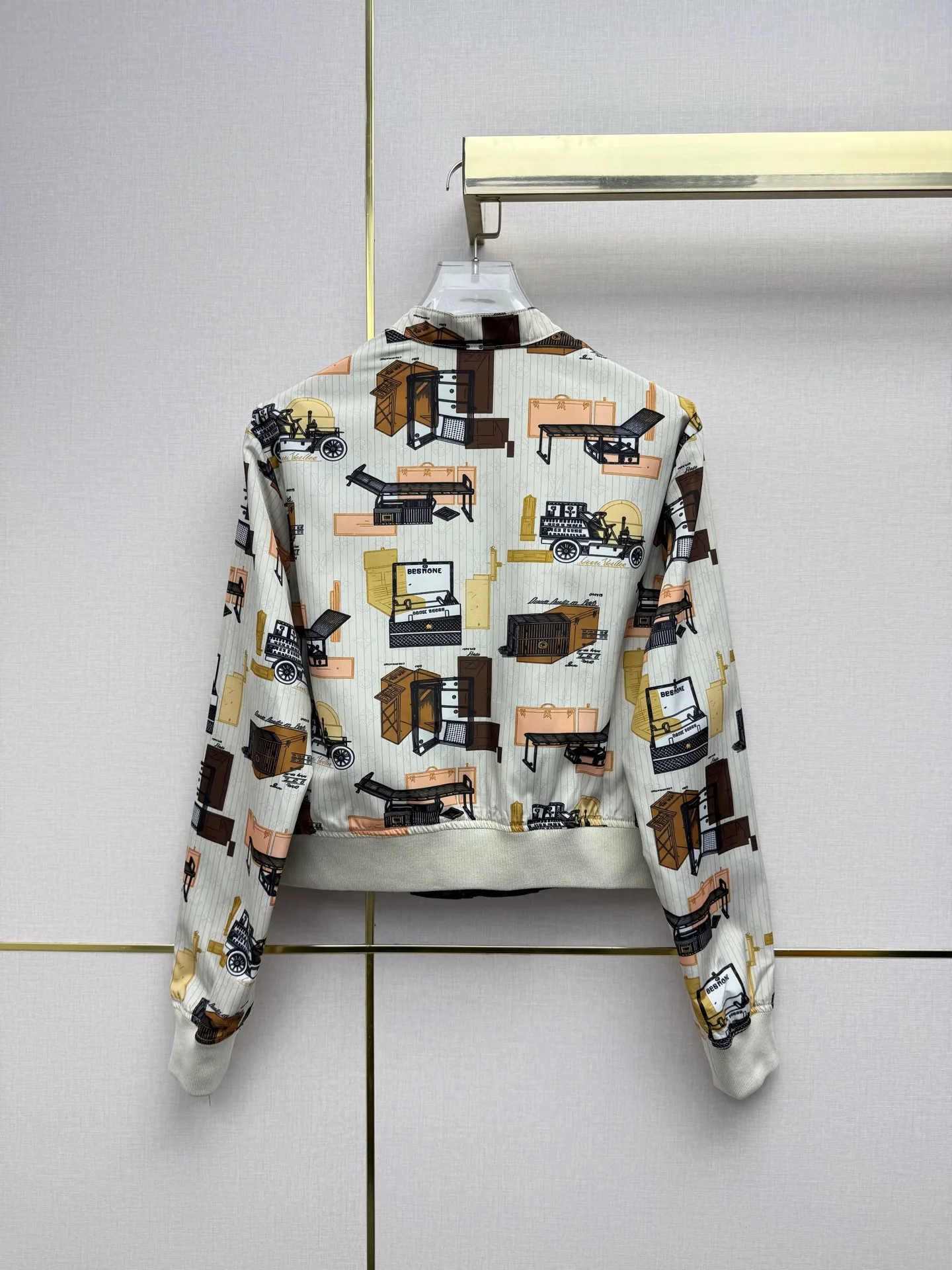 Куртки И Пуховики Женские Louis Vuitton 20072277