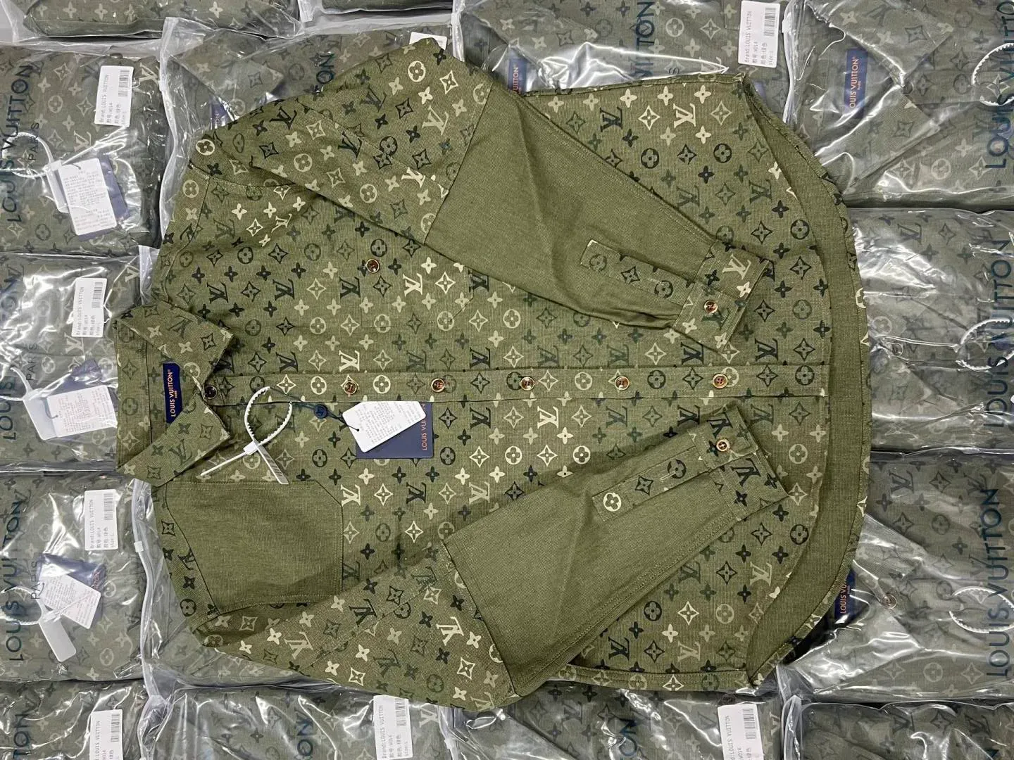 Куртки И Пуховики Женские Louis Vuitton 412795