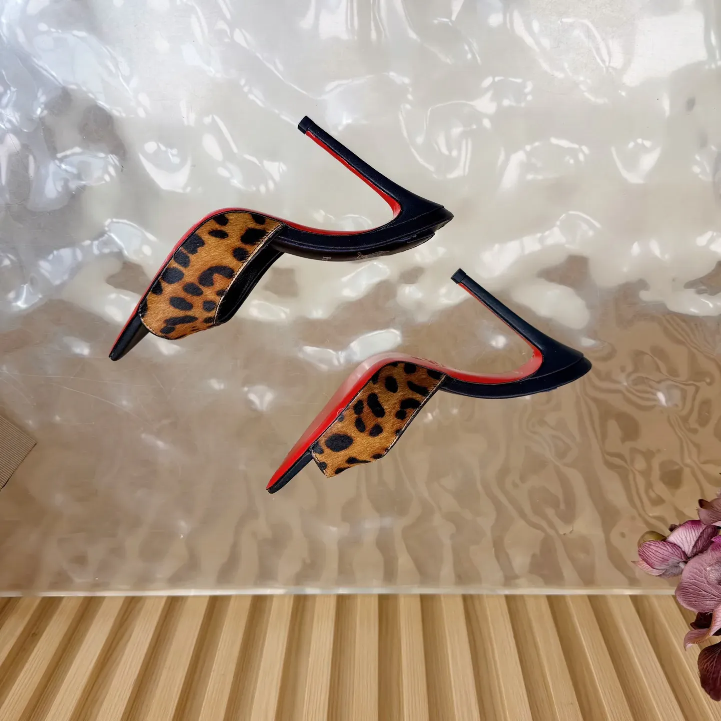 Босоножки Женские Christian Louboutin 481393