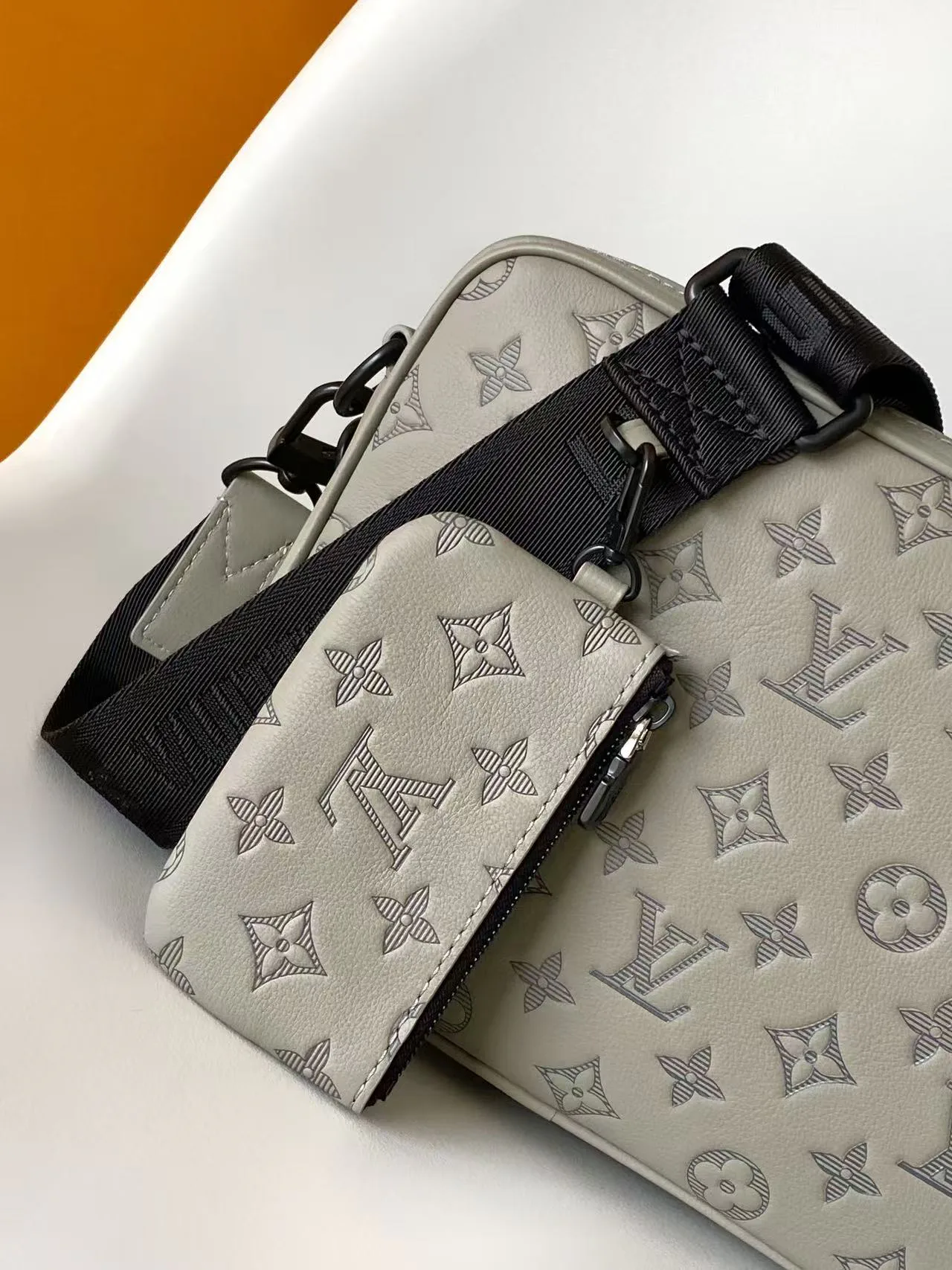 Сумки На Ремне Женские Louis Vuitton 903192