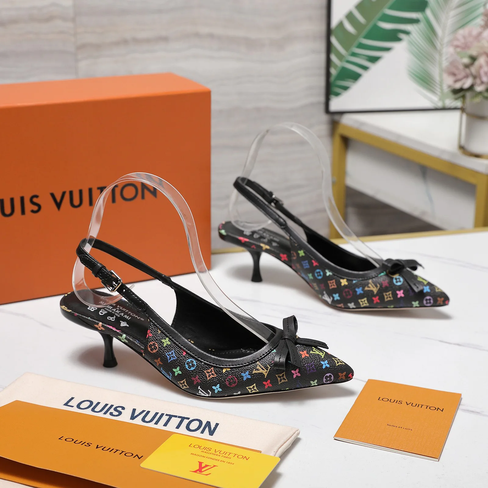 Туфли Женские Louis Vuitton 10250857
