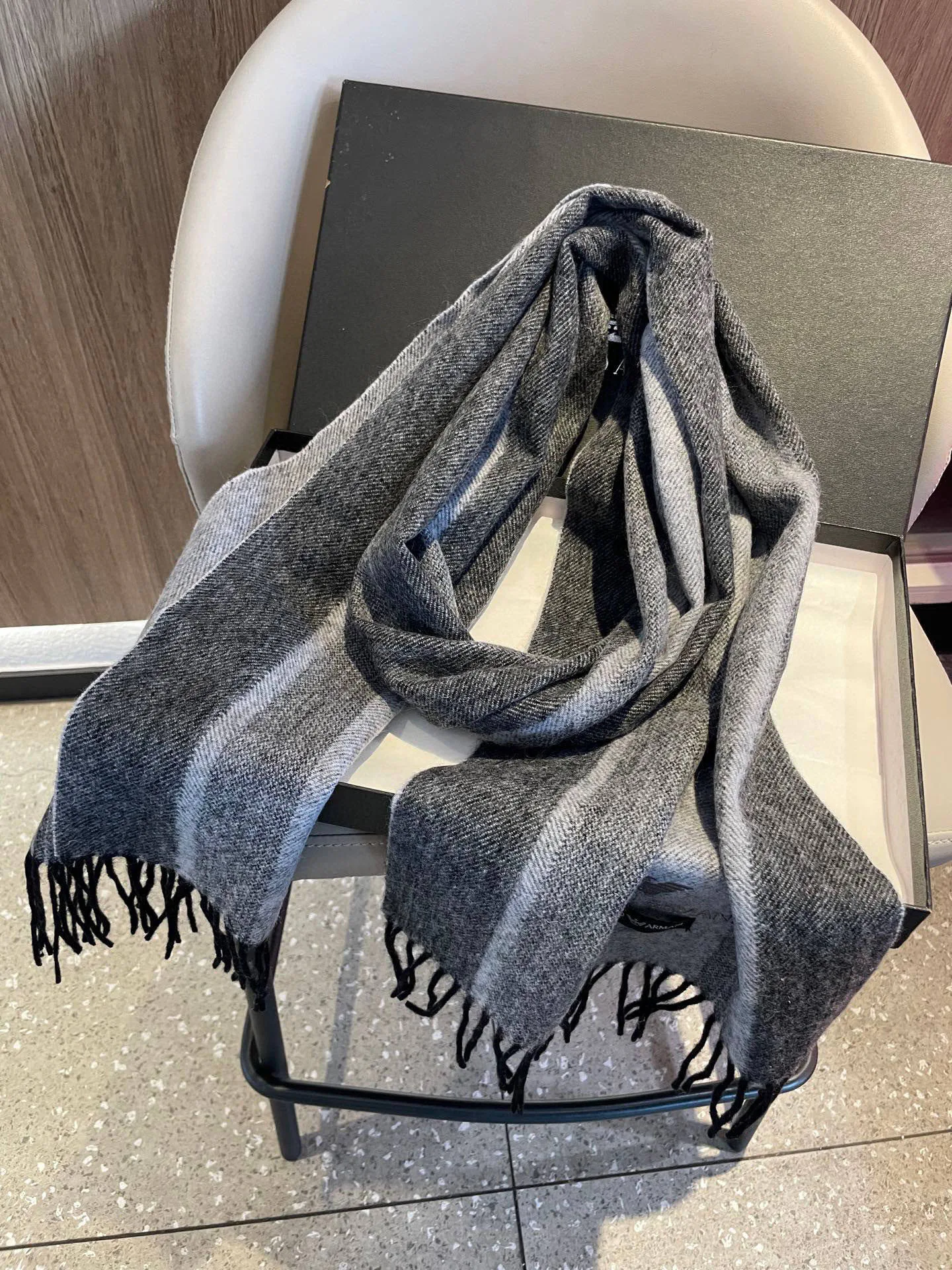 Шарфы Armani 386169