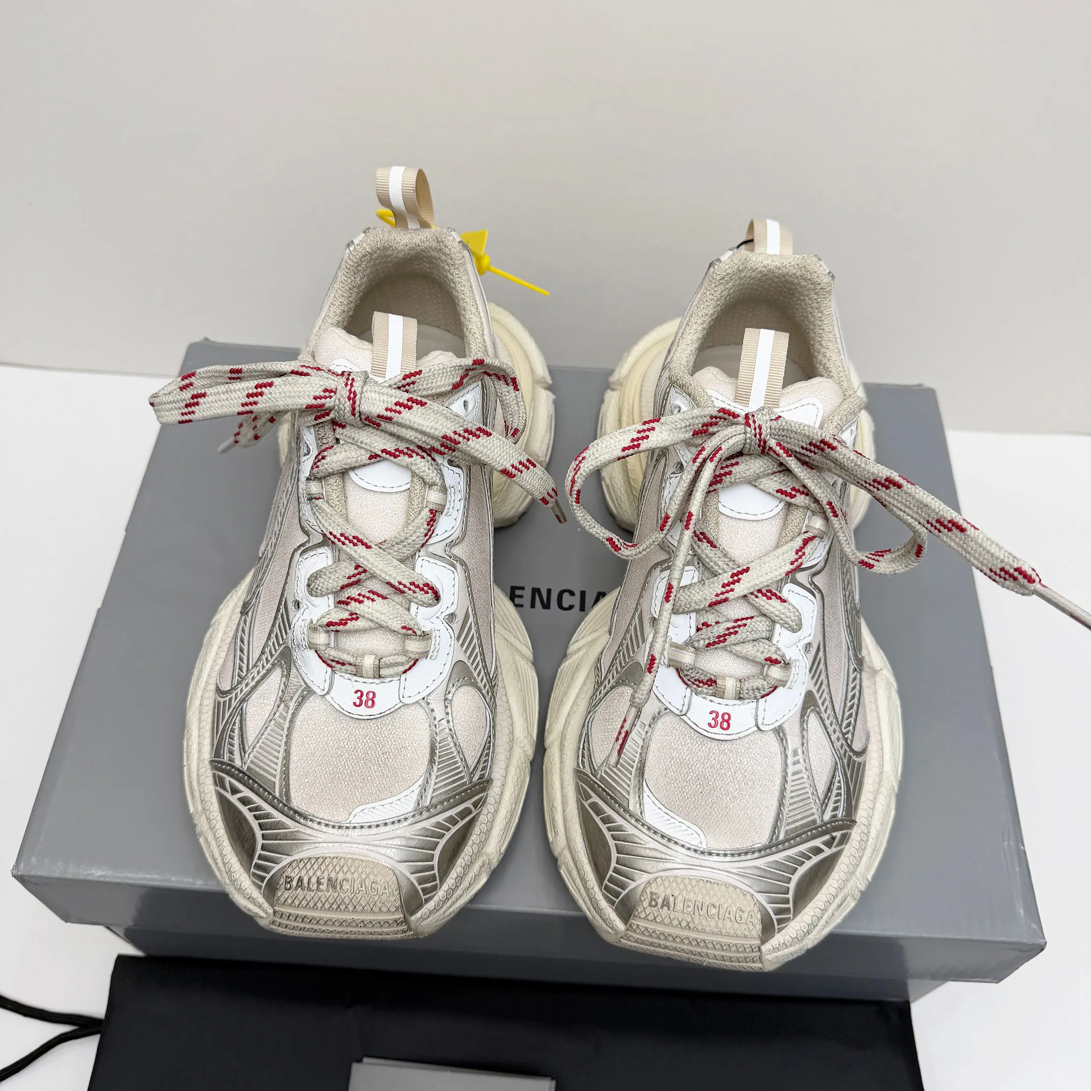 Кроссовки Женские Balenciaga 6239945