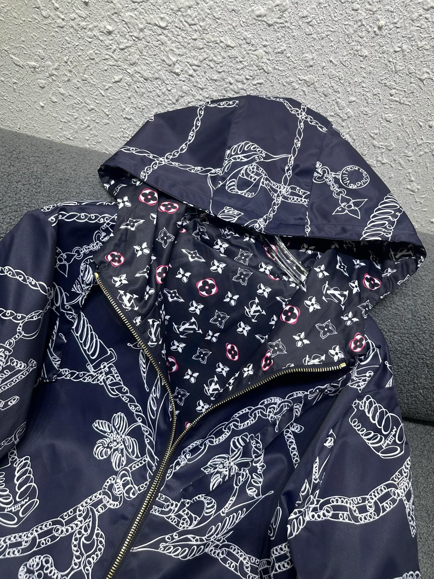 Куртки И Пуховики Женские Louis Vuitton 11783853