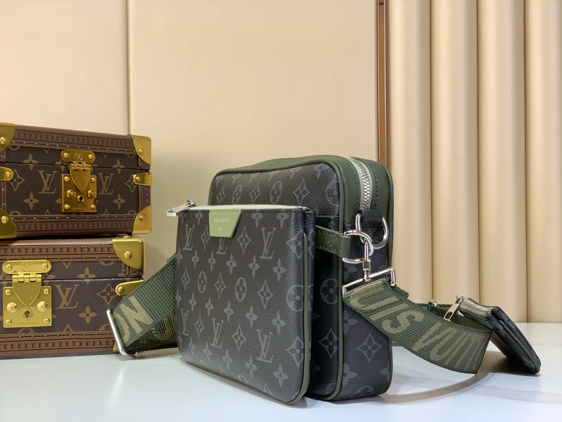 Сумки На Ремне Женские Louis Vuitton 17499395