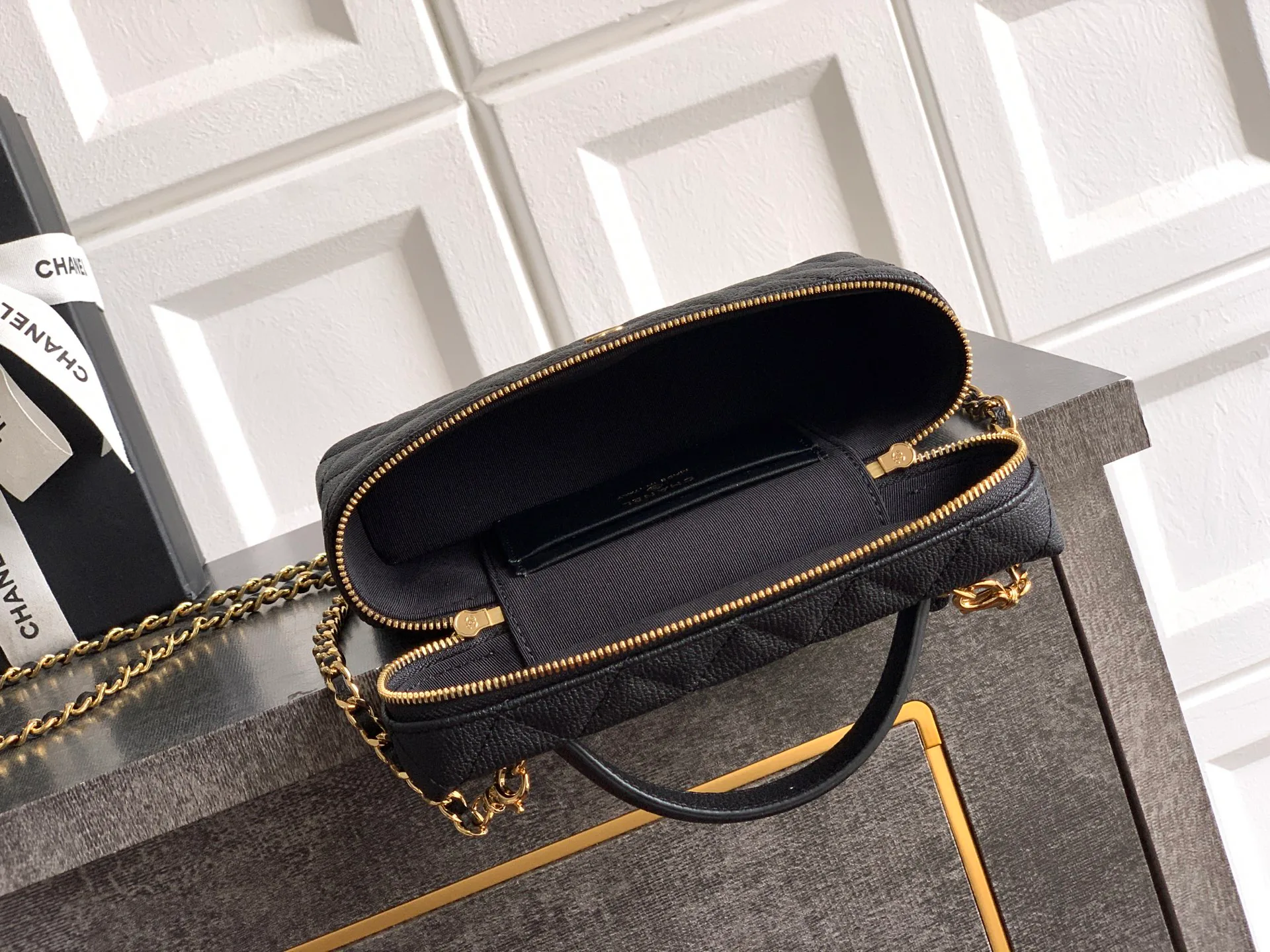 Классические Сумки Женские Chanel 13558193