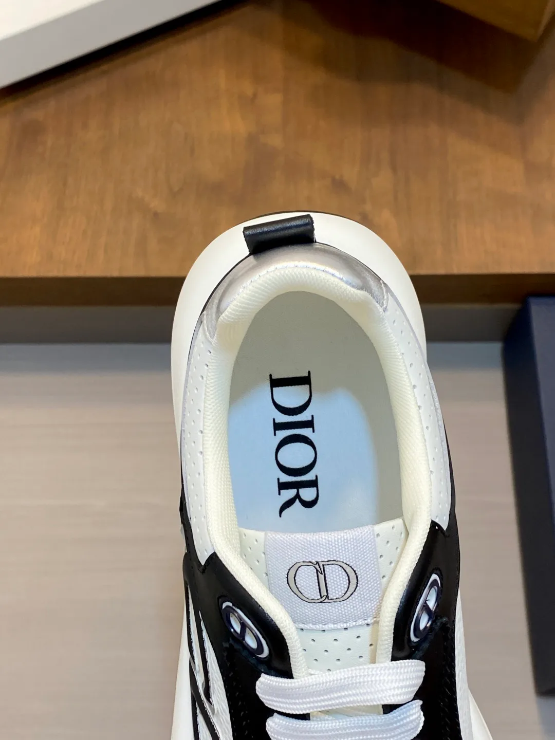Кроссовки Мужские Christian Dior 18078820