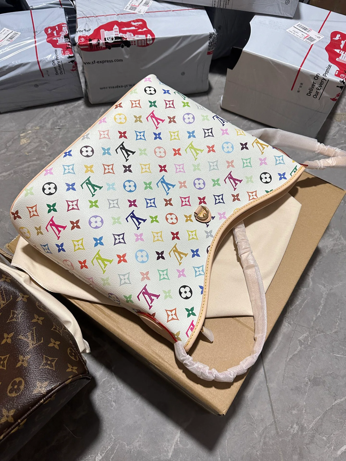 Классические Сумки Женские Louis Vuitton 11394999
