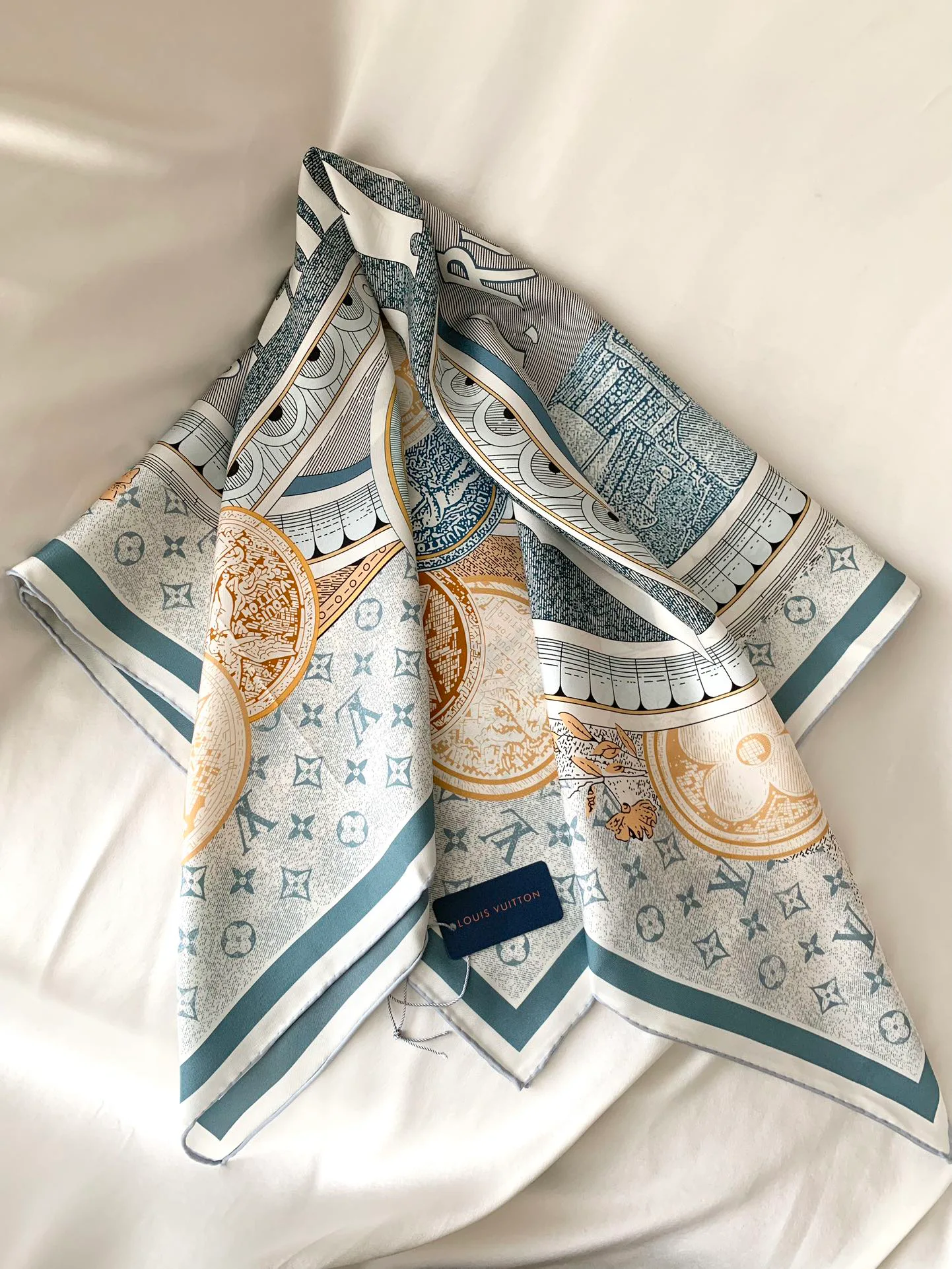 Шарфы Louis Vuitton 34443