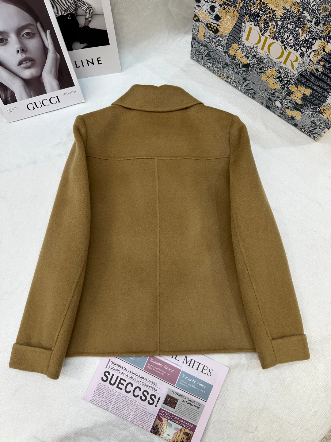 Куртки И Пуховики Женские Valentino 68527