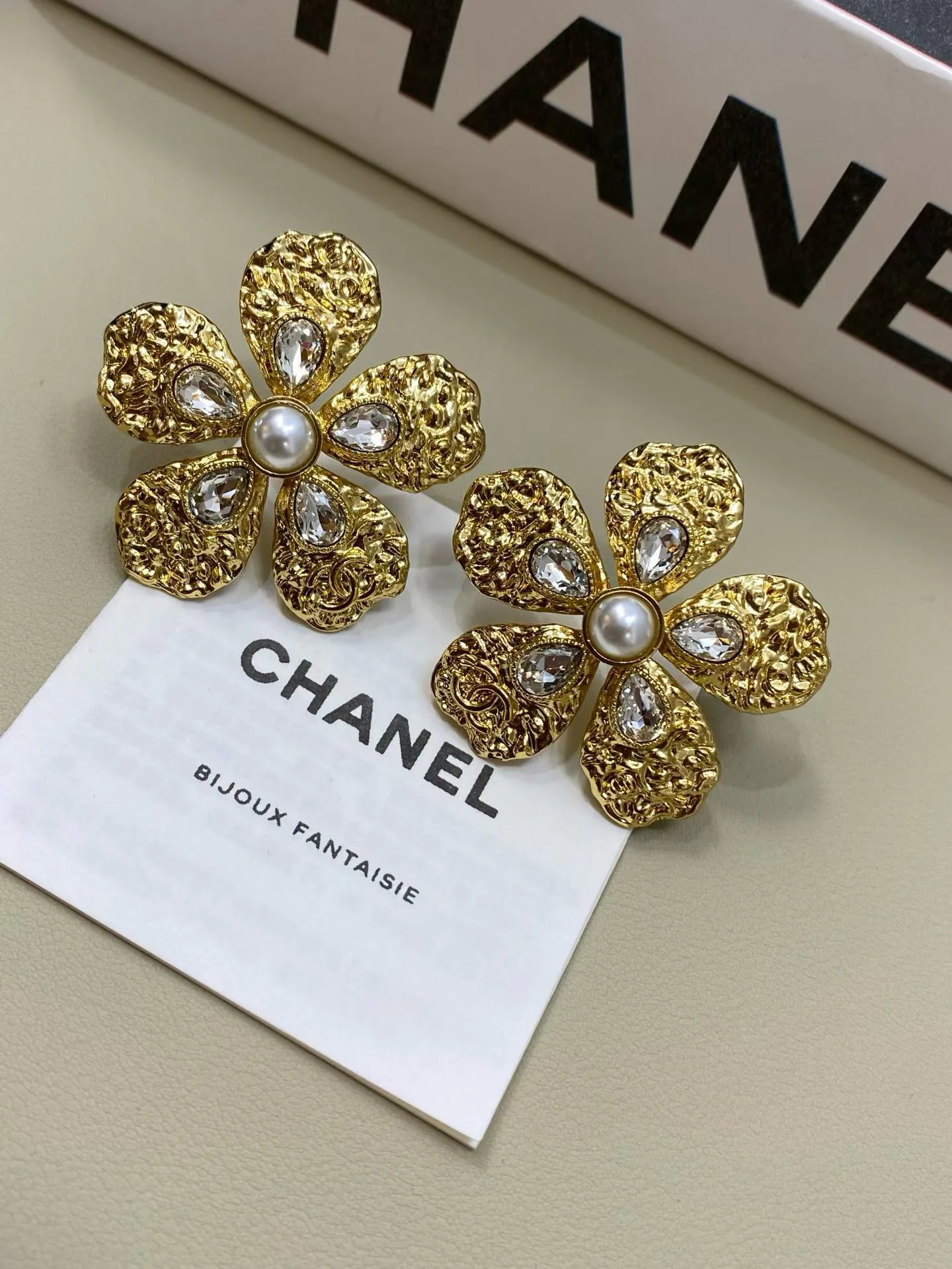 Бижутерия Chanel 410518