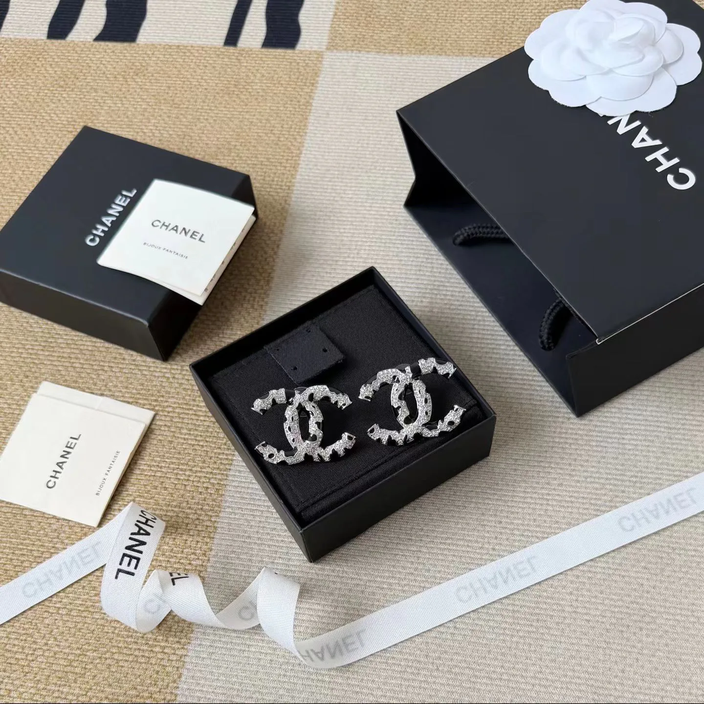 Бижутерия Chanel 17650573
