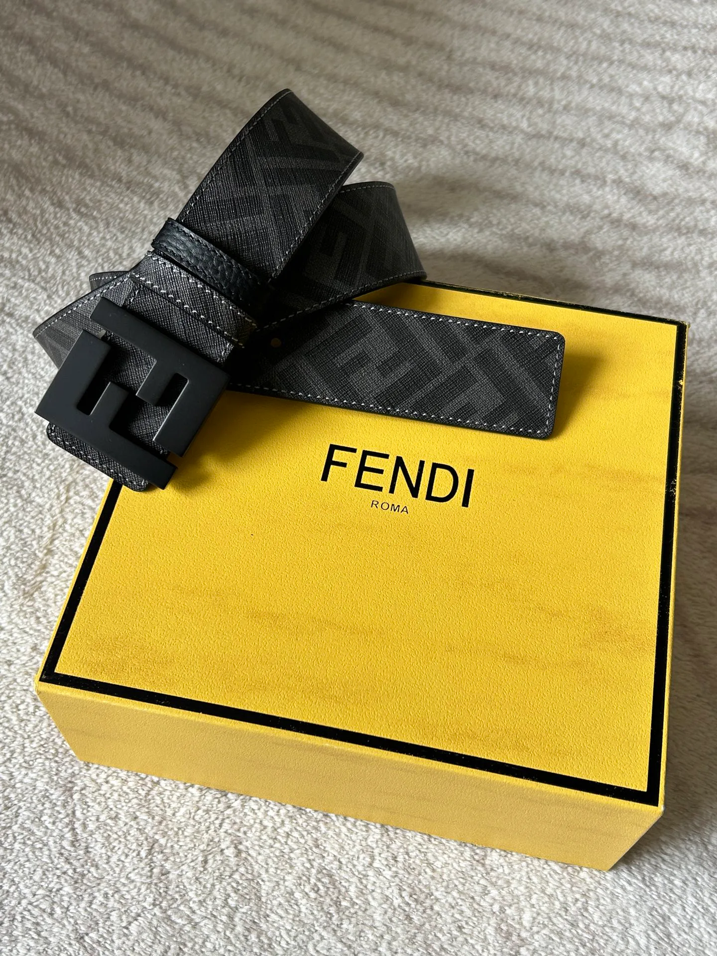 Ремни Fendi 11704488
