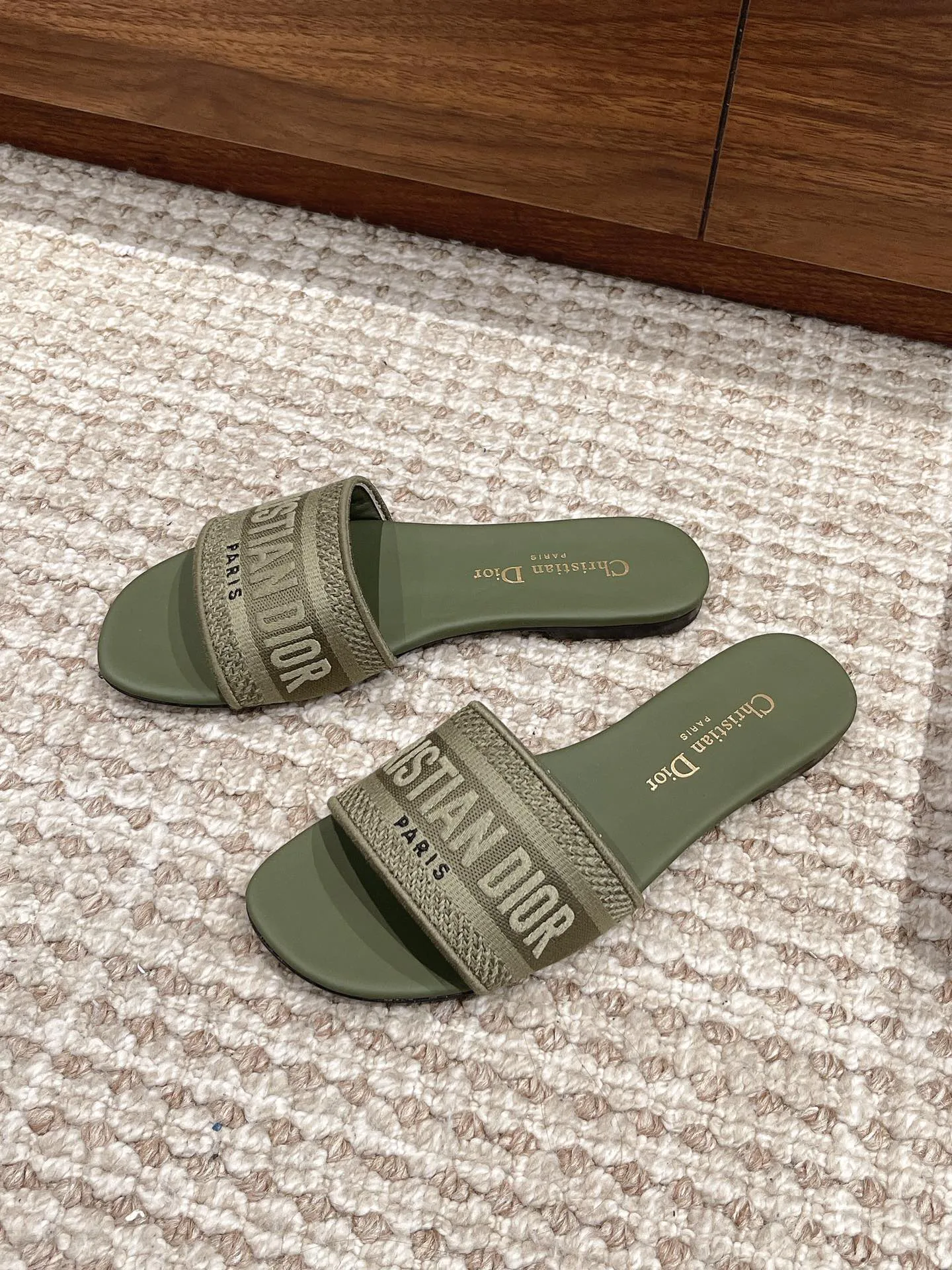 Шлепанцы Женские Christian Dior 11600075