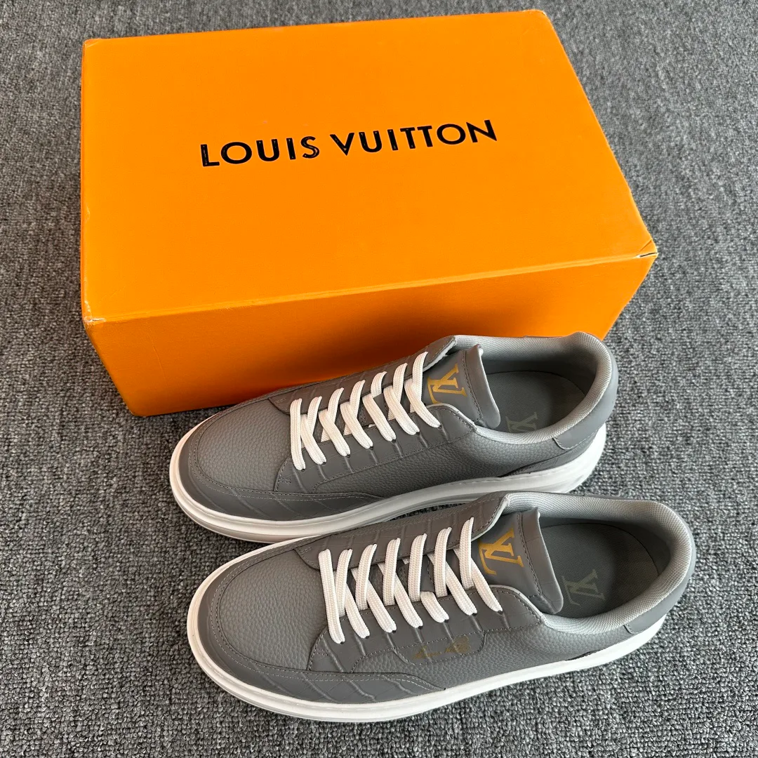 Кроссовки Мужские Louis Vuitton 18394325