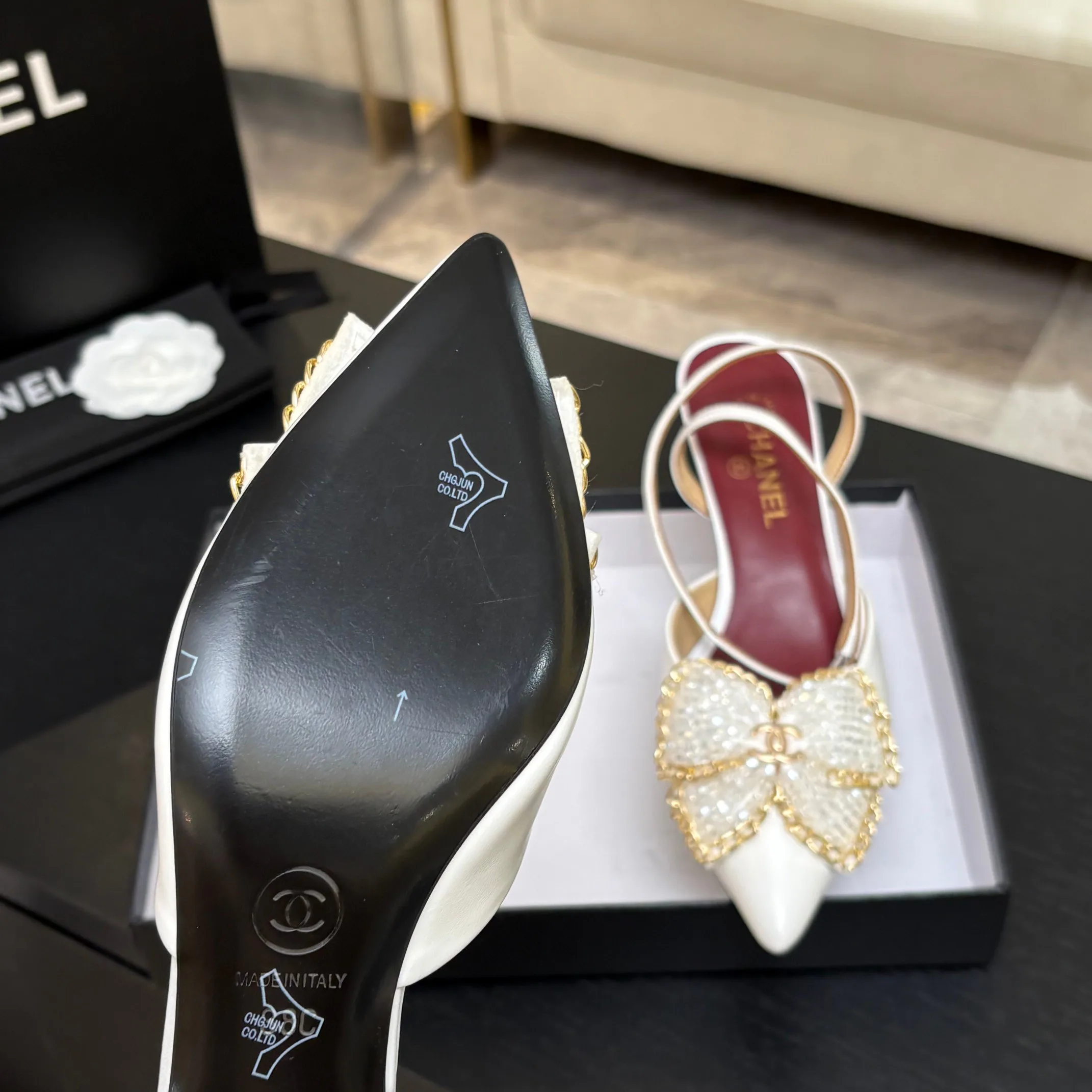 Туфли Женские Chanel 17303638