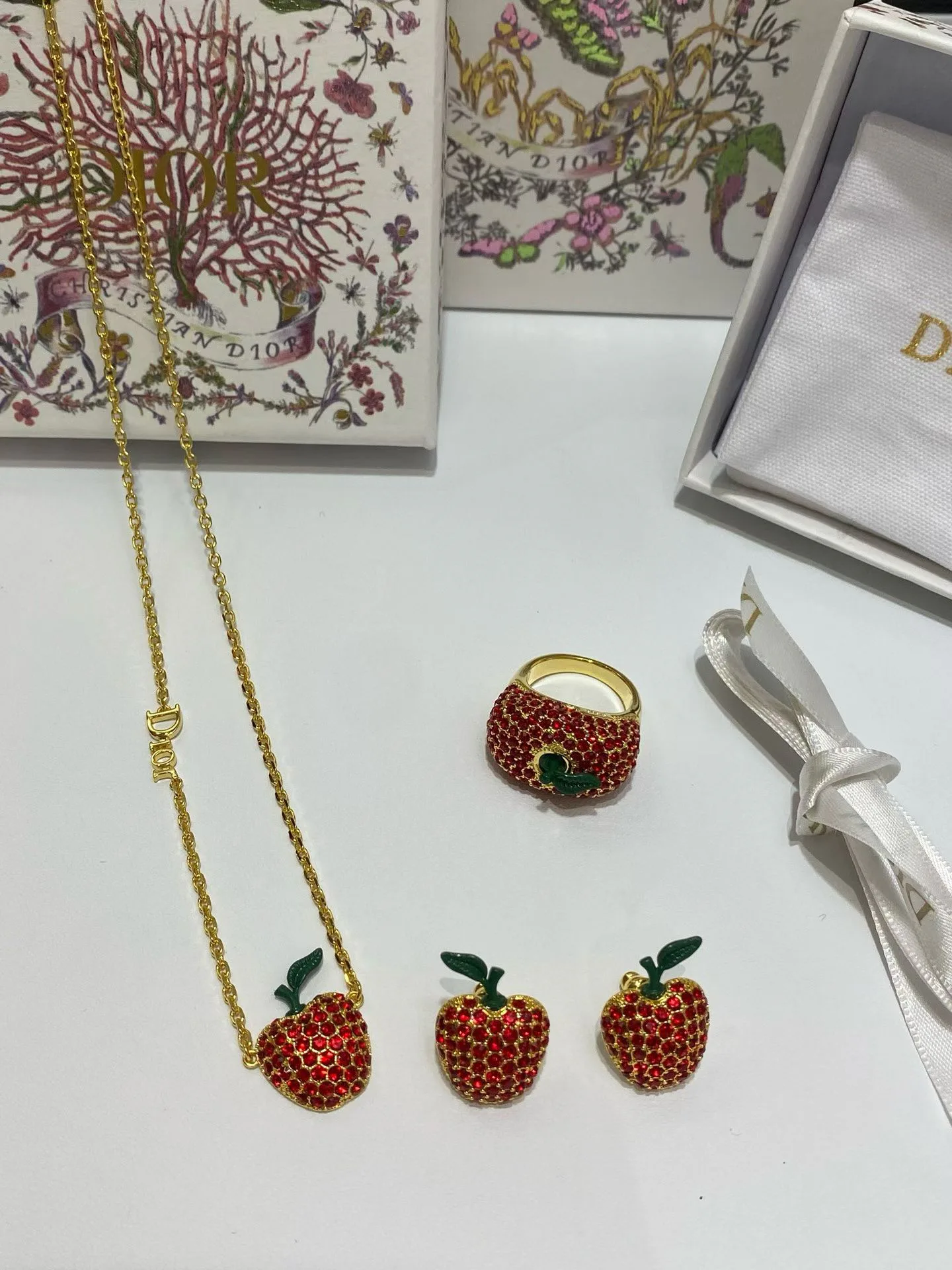 Бижутерия Christian Dior 18603838