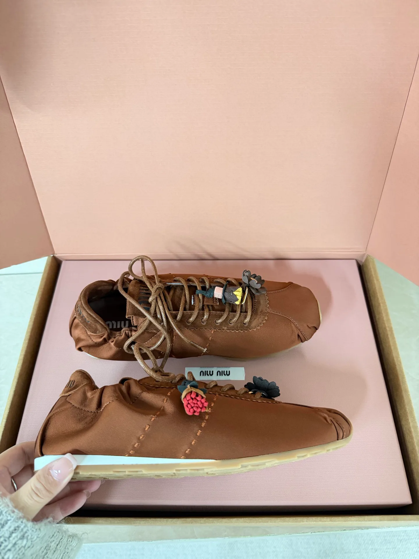 Кроссовки Женские Miu Miu 1052865